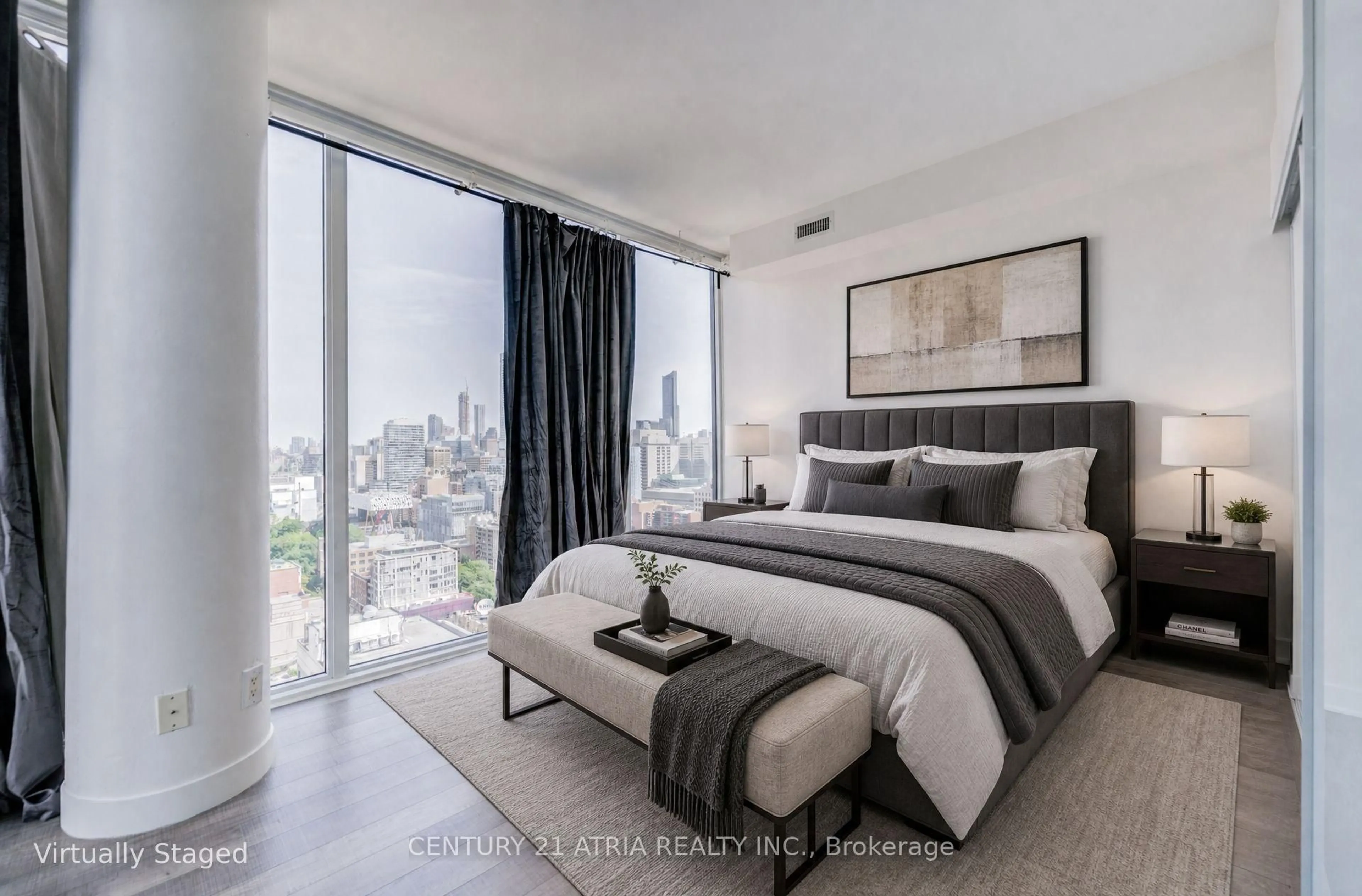 Bedroom with bed, unknown for 290 Adelaide St #2404, Toronto Ontario M5V 0P3