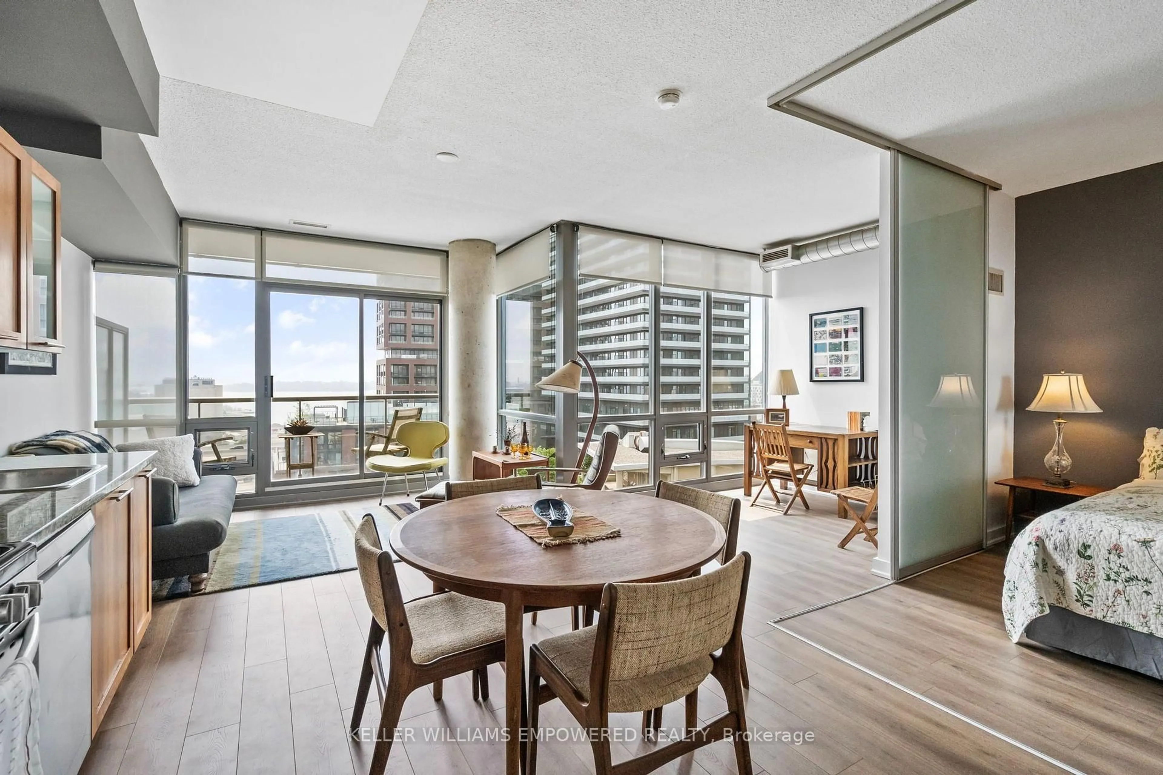 Dining room, unknown for 33 Mill St #1206, Toronto Ontario M5A 3R3