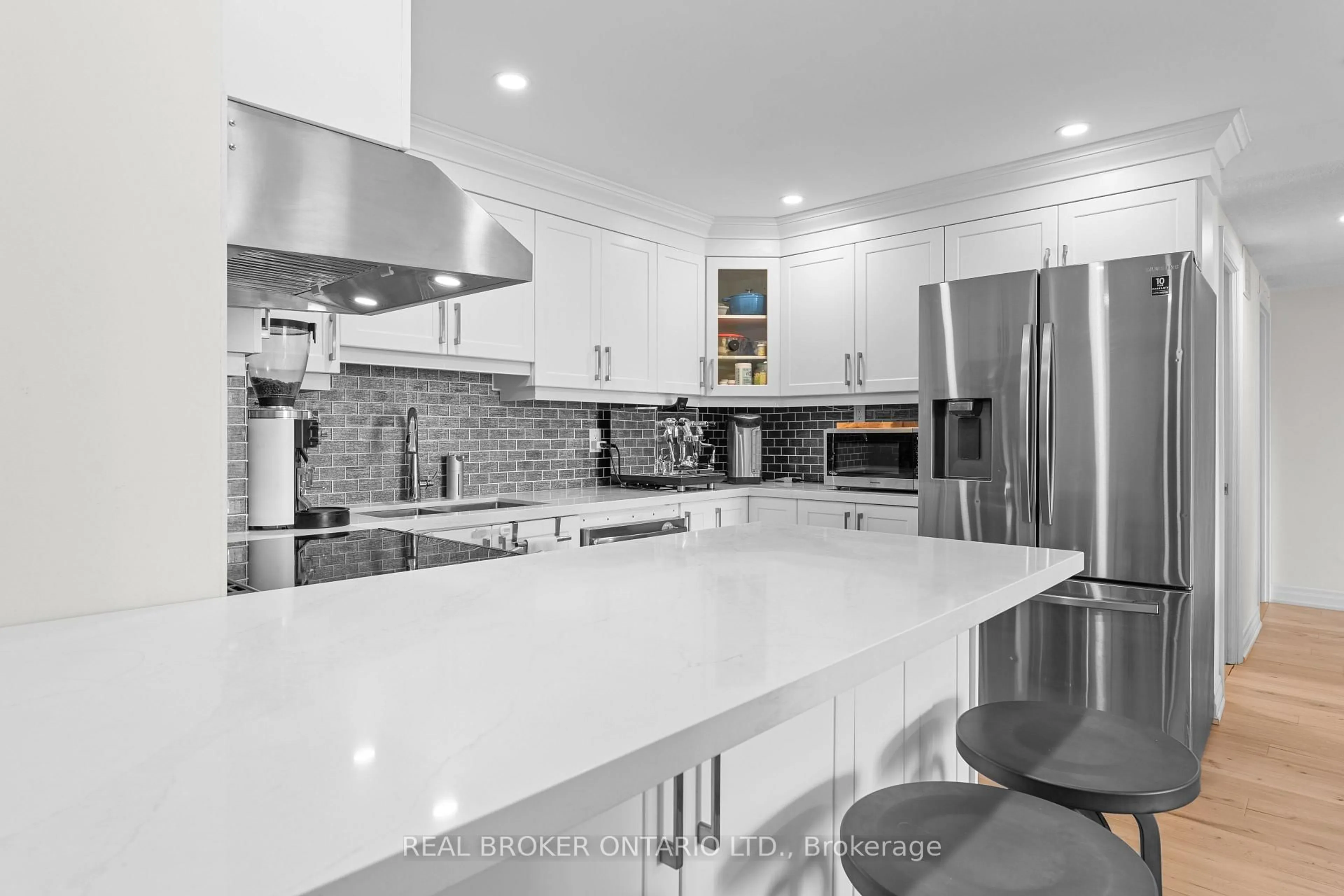 Contemporary kitchen, ceramic/tile floor for 99 Cameron St #502, Toronto Ontario M5T 3A2