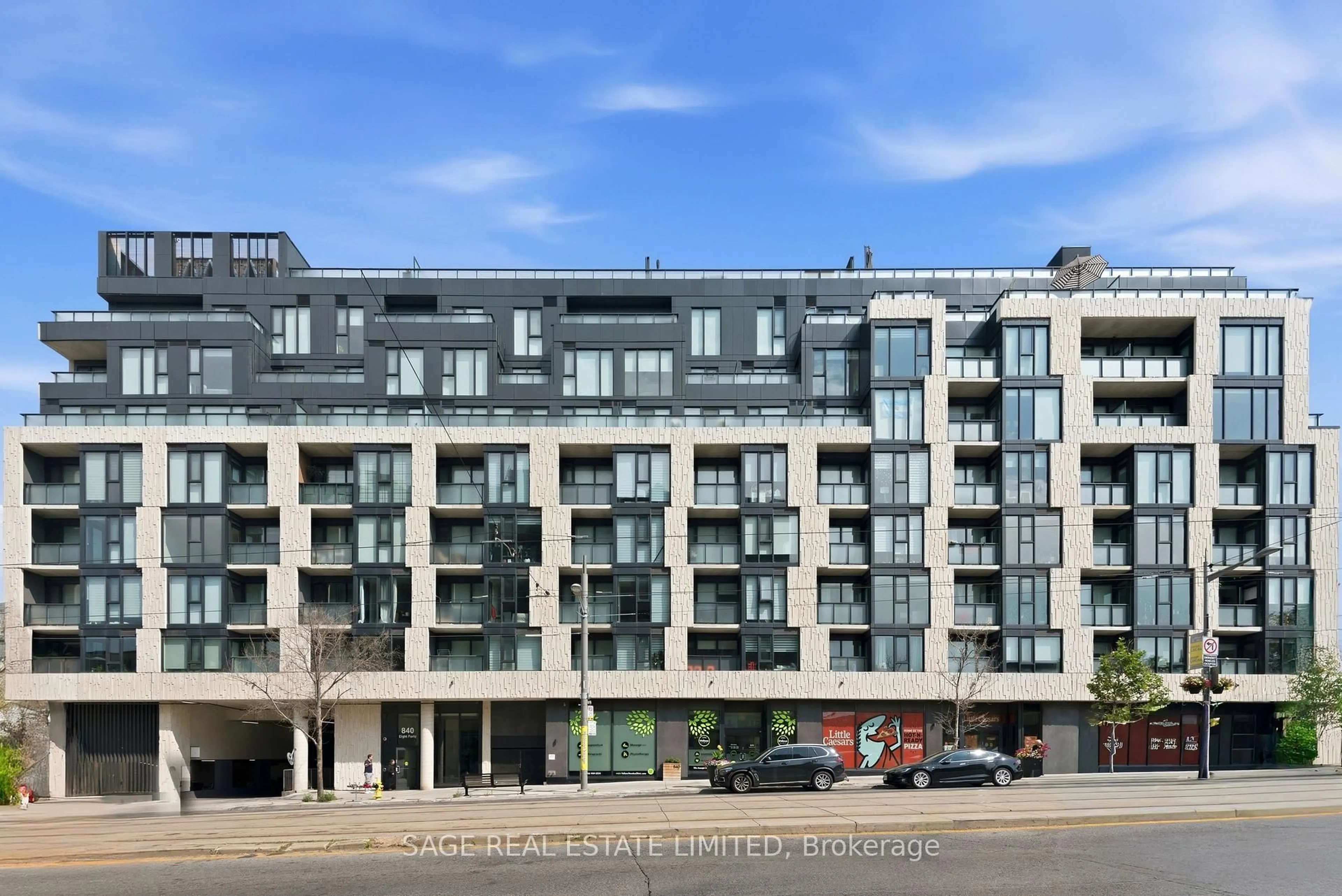Unknown for 840 St Clair Ave #704, Toronto Ontario M6C 0A4