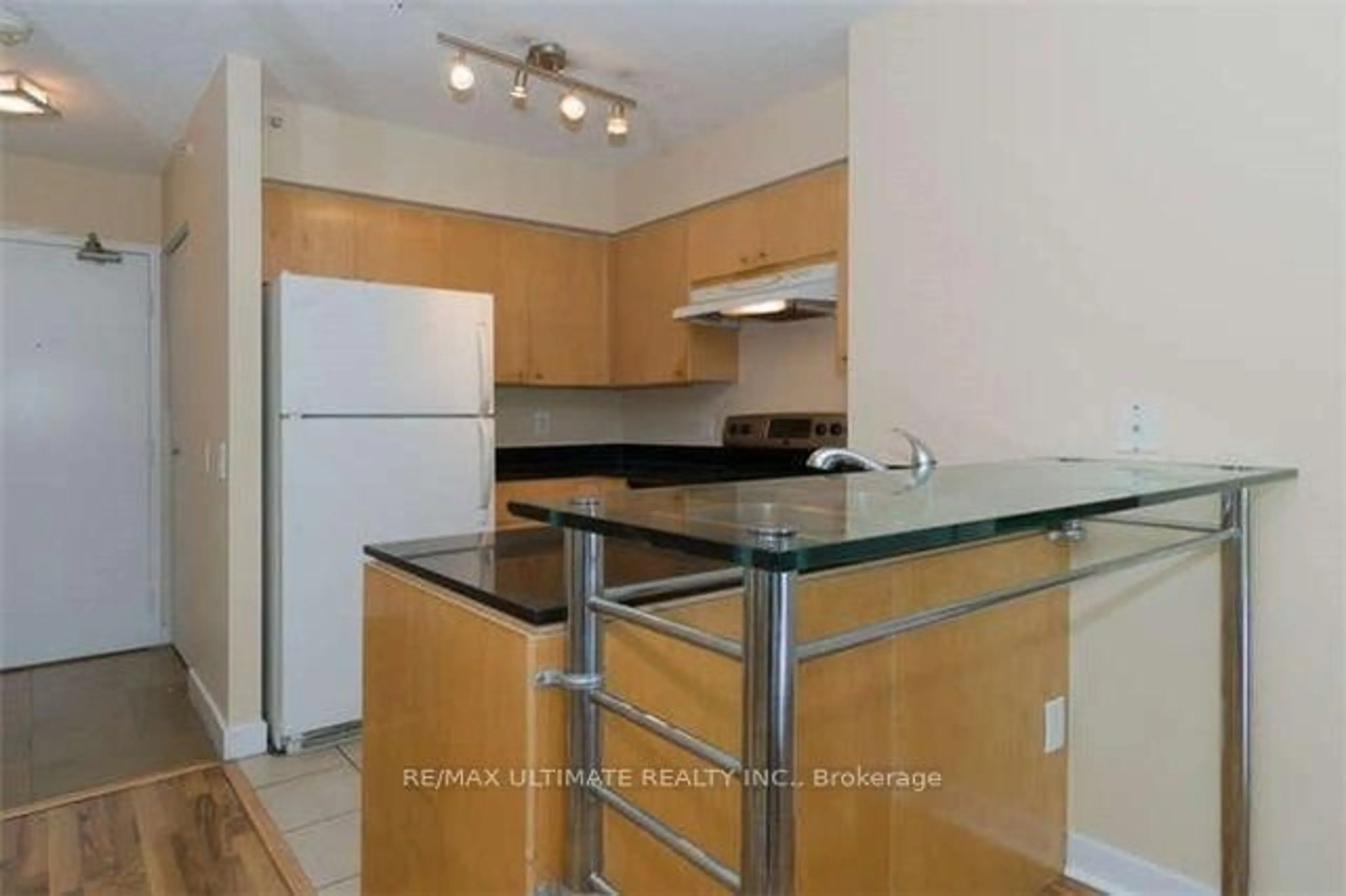 Standard kitchen, unknown for 361 Front St #326, Toronto Ontario M5V 3R5