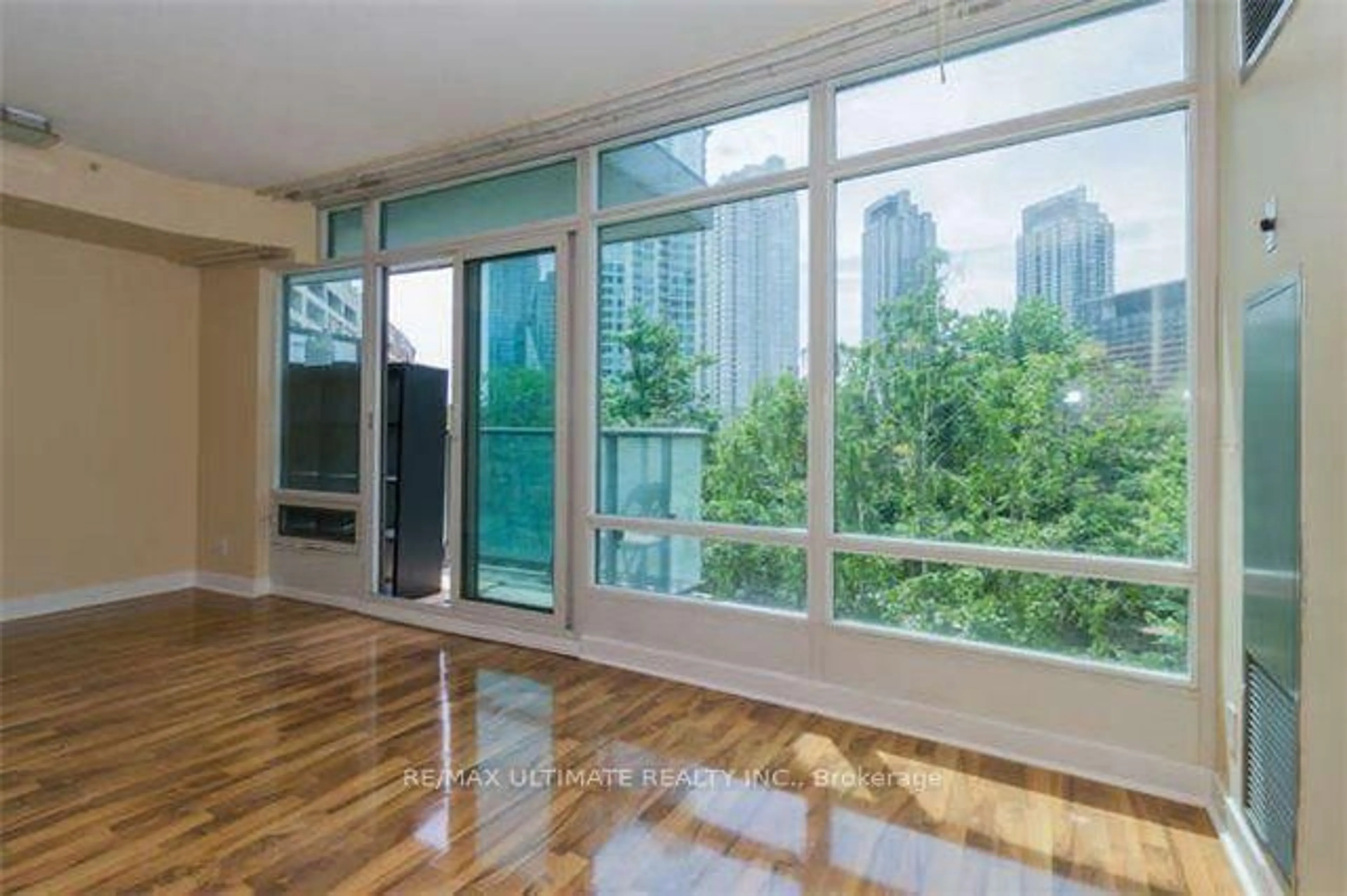 Unknown for 361 Front St #326, Toronto Ontario M5V 3R5