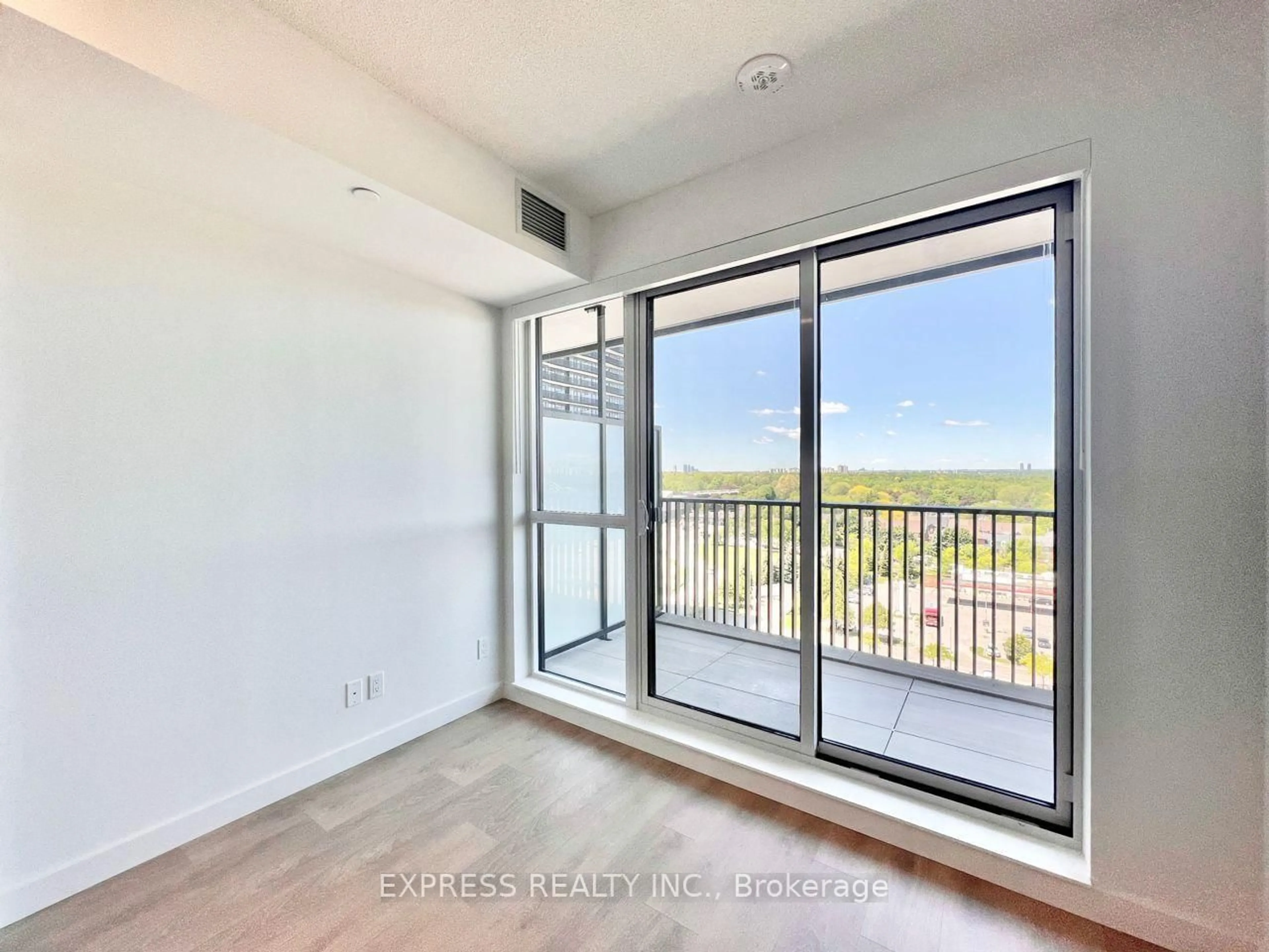 A pic of a room for 68 Esther Shiner Blvd #1008, Toronto Ontario M2K 0J6