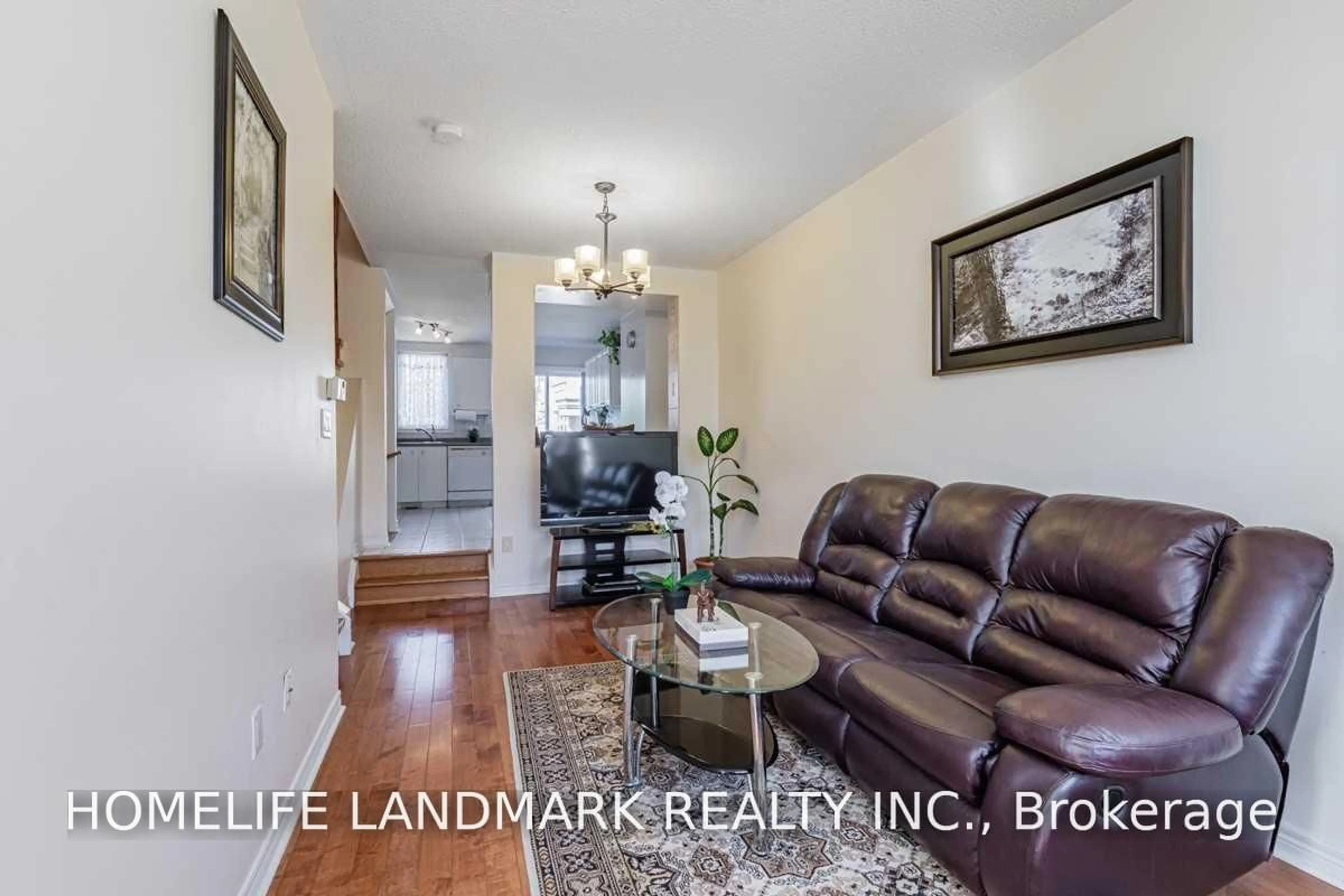 Living room with furniture, unknown for 66K Finch Ave, Toronto Ontario M2N 2H4