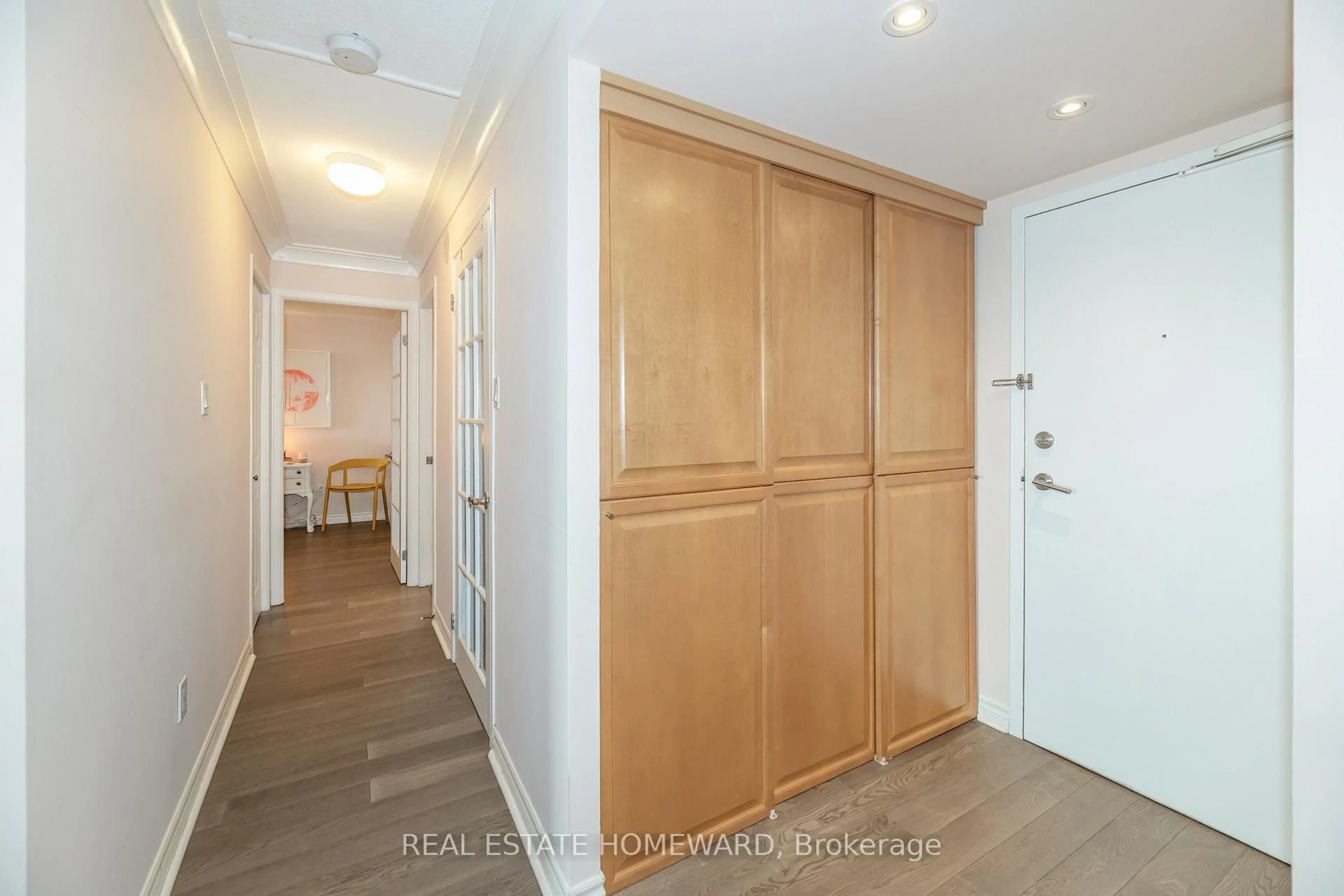 Unknown for 77 Maitland Pl #615, Toronto Ontario M4Y 2V6