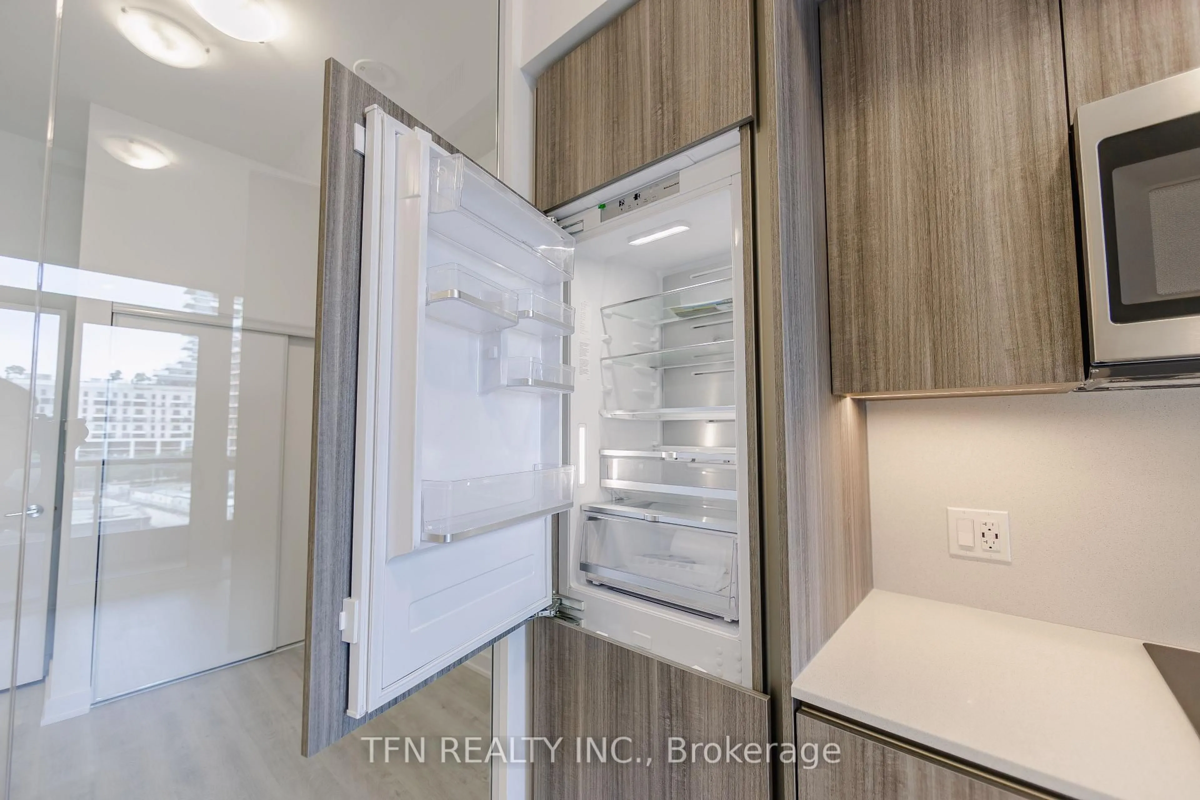 Unknown for 15 Richardson St #514, Toronto Ontario M5A 0Y5