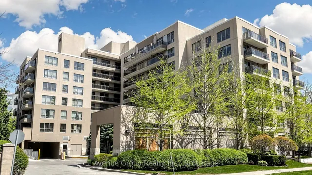 19 Barberry Pl #513, Toronto 5