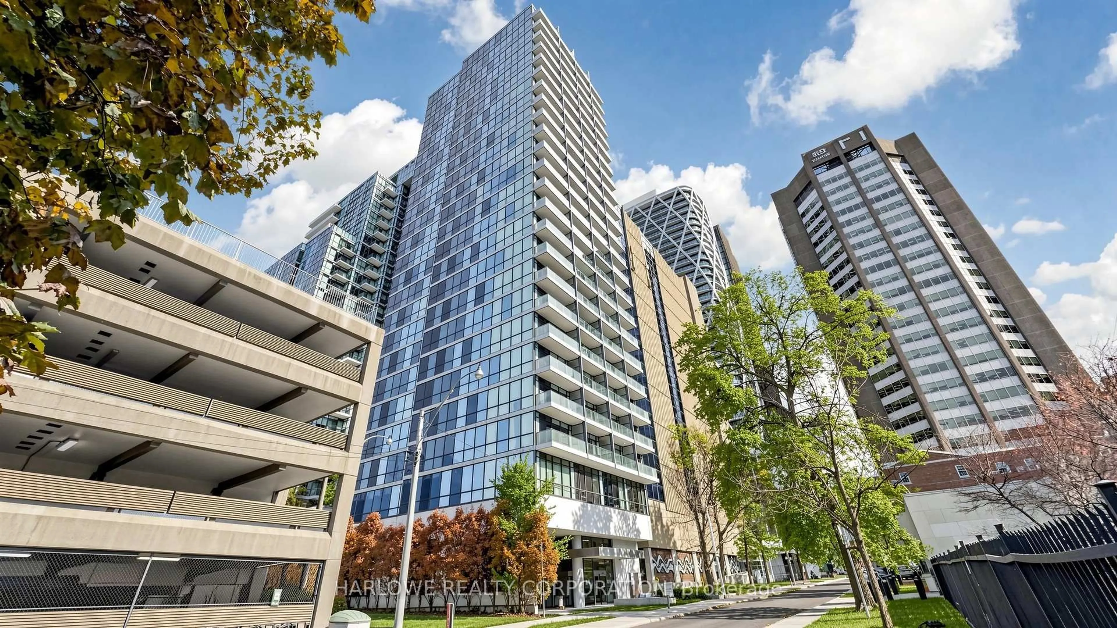 Patio, unknown for 210 Simcoe St #510, Toronto Ontario M5T 1T4