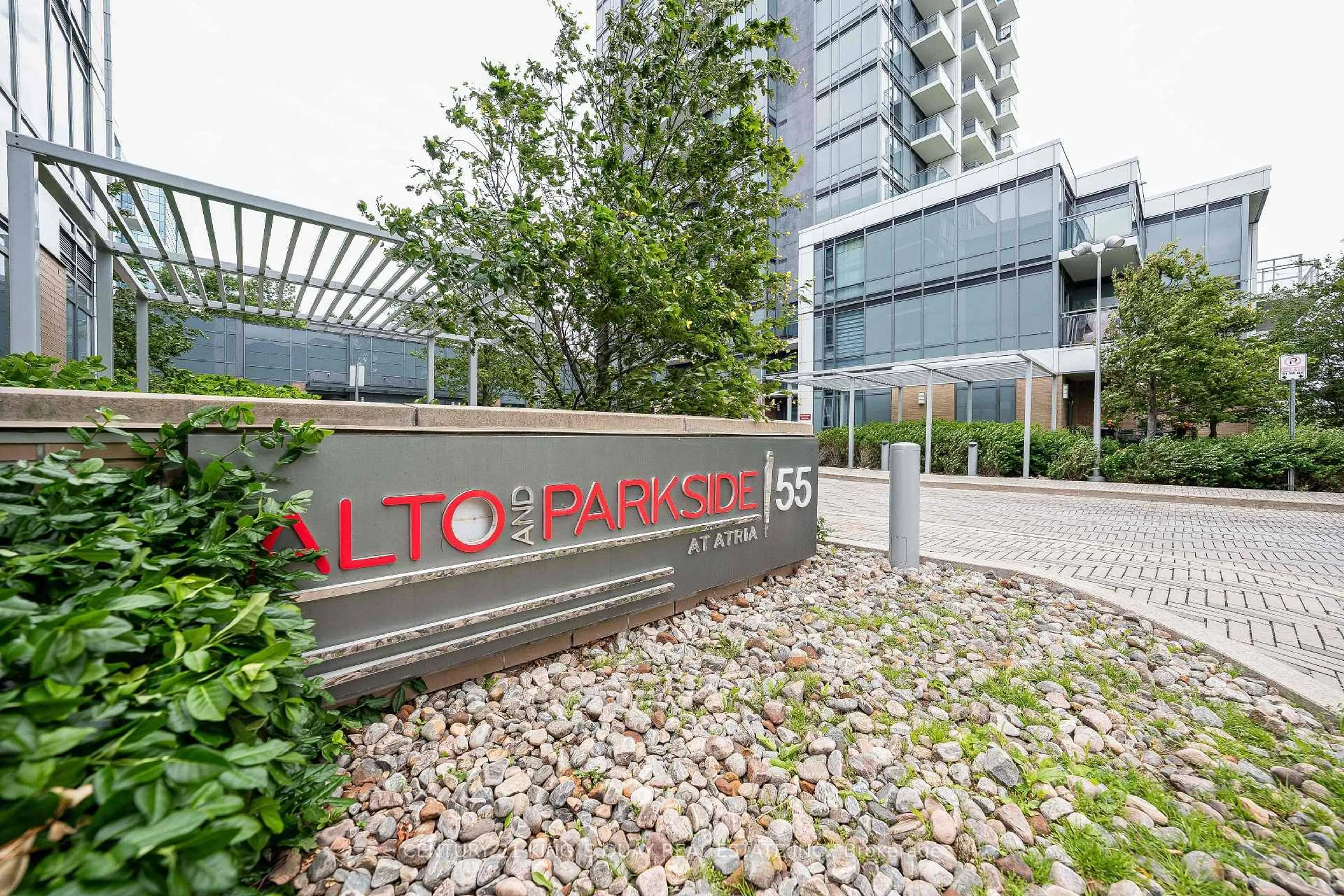 Patio, street for 55 Ann O'Reilly Rd #3608, Toronto Ontario M2J 0E1