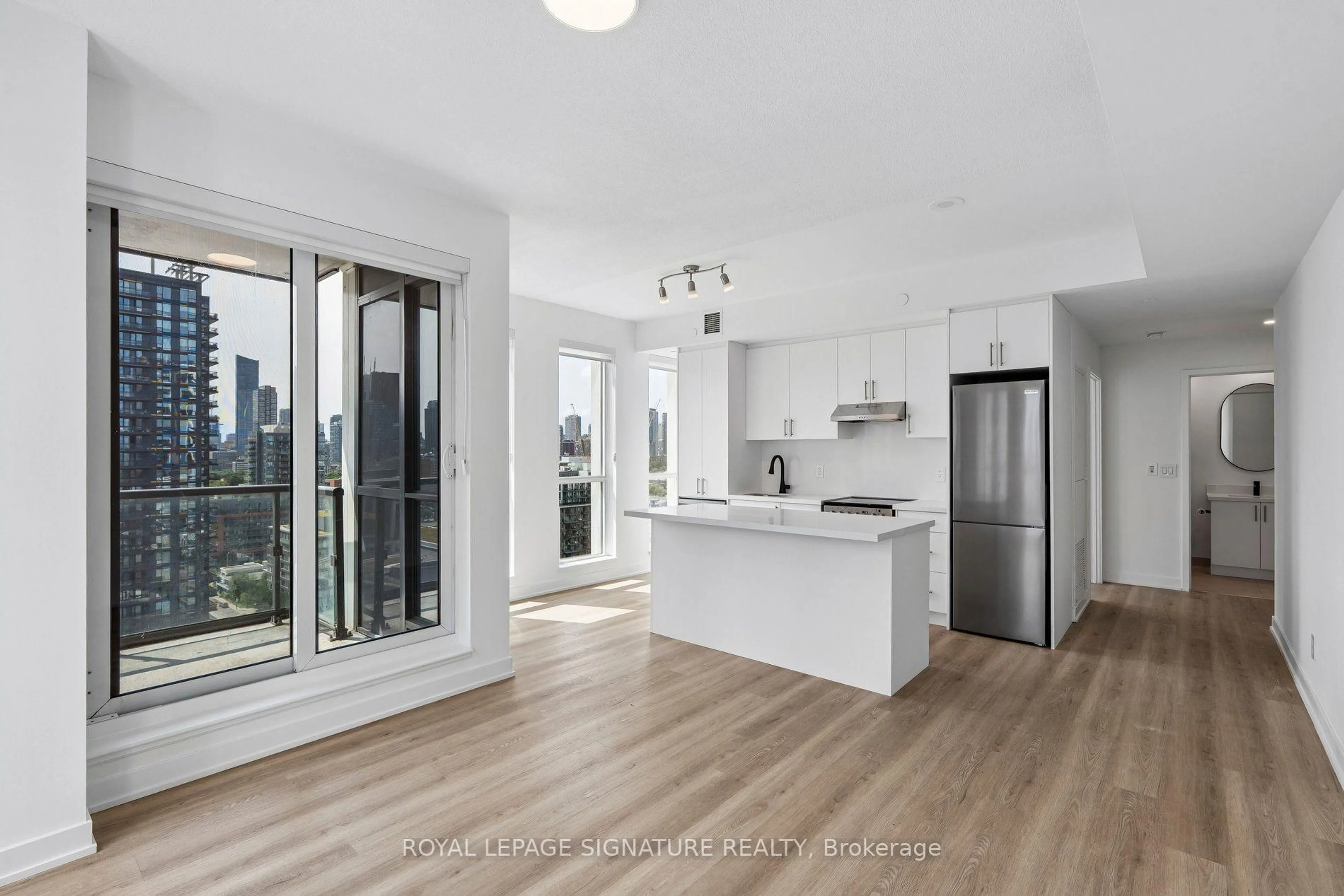 Open concept kitchen, unknown for 170 Sumach St #1806, Toronto Ontario M5A 0C3