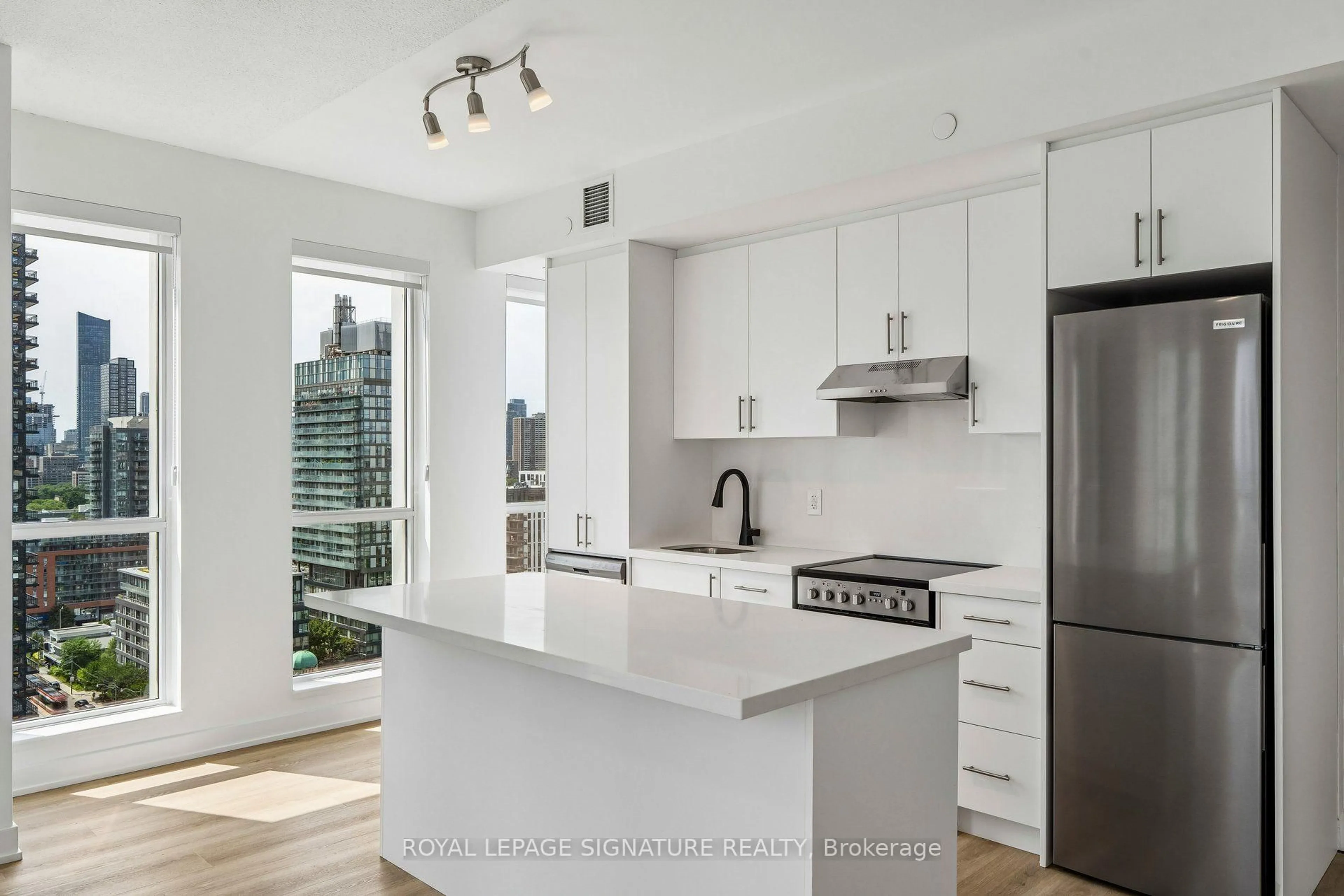 Open concept kitchen, unknown for 170 Sumach St #1806, Toronto Ontario M5A 0C3
