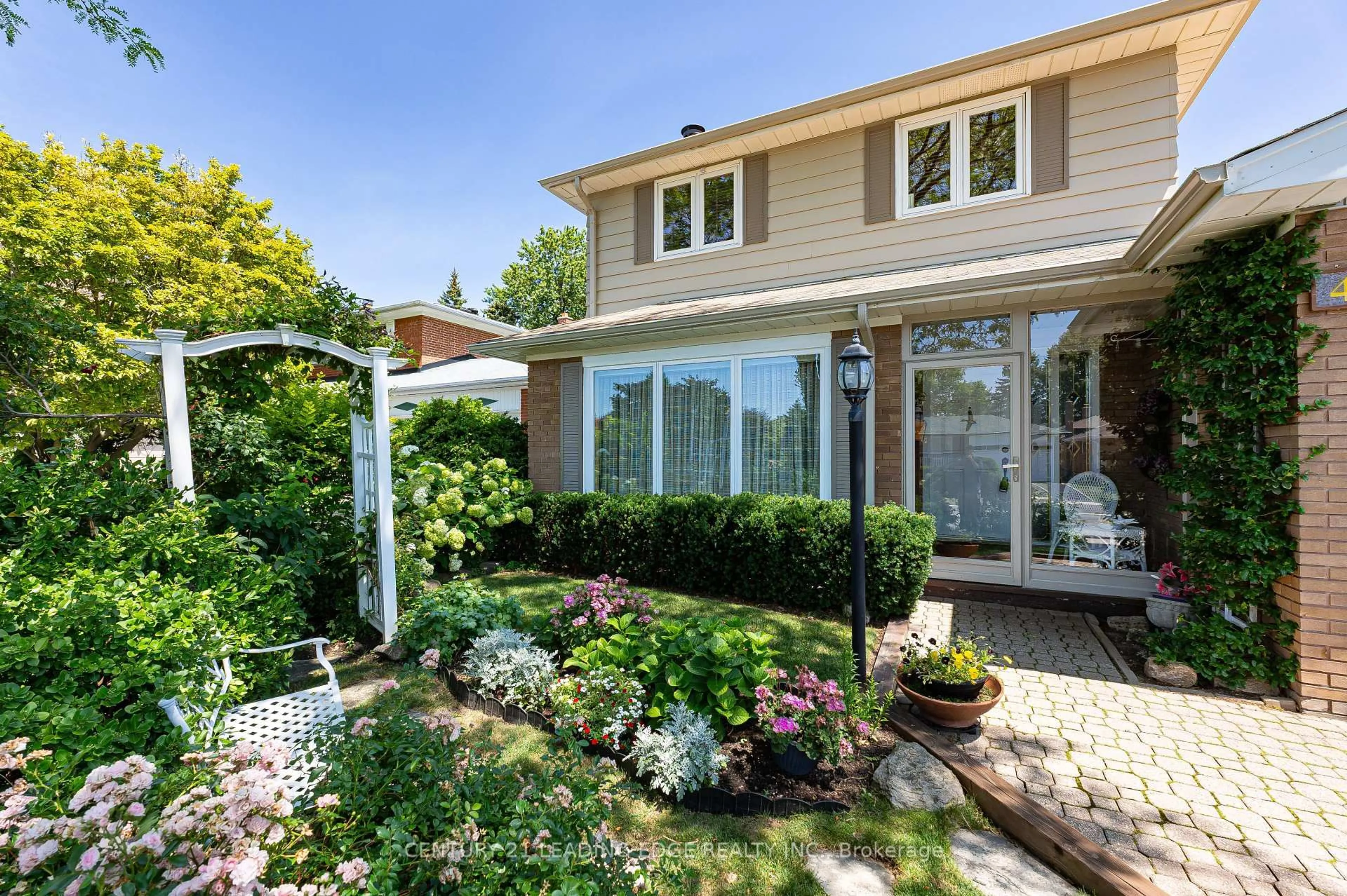 Home with brick exterior material, street for 42 Kamloops Dr, Toronto Ontario M2J 3R7