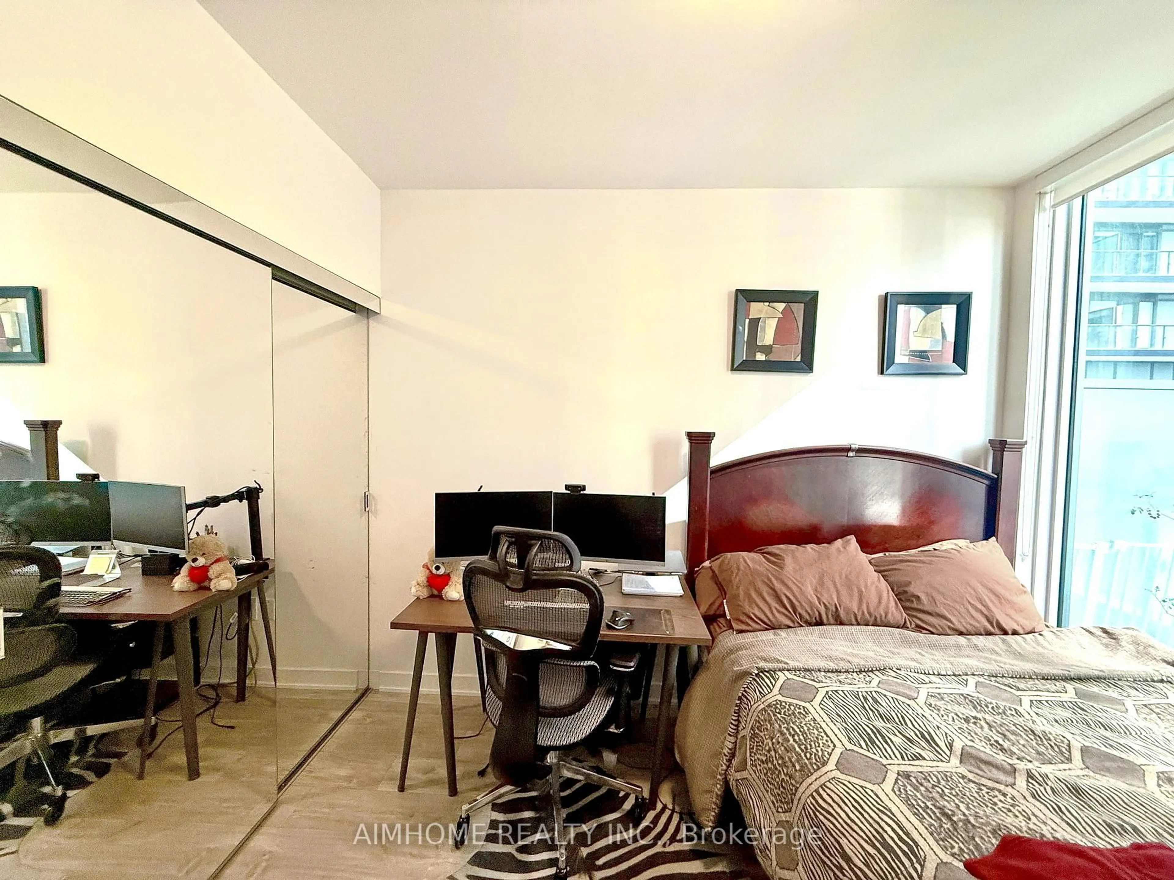 A pic of a room for 121 Lower Sherbourne St #456, Toronto Ontario M5A 0W8