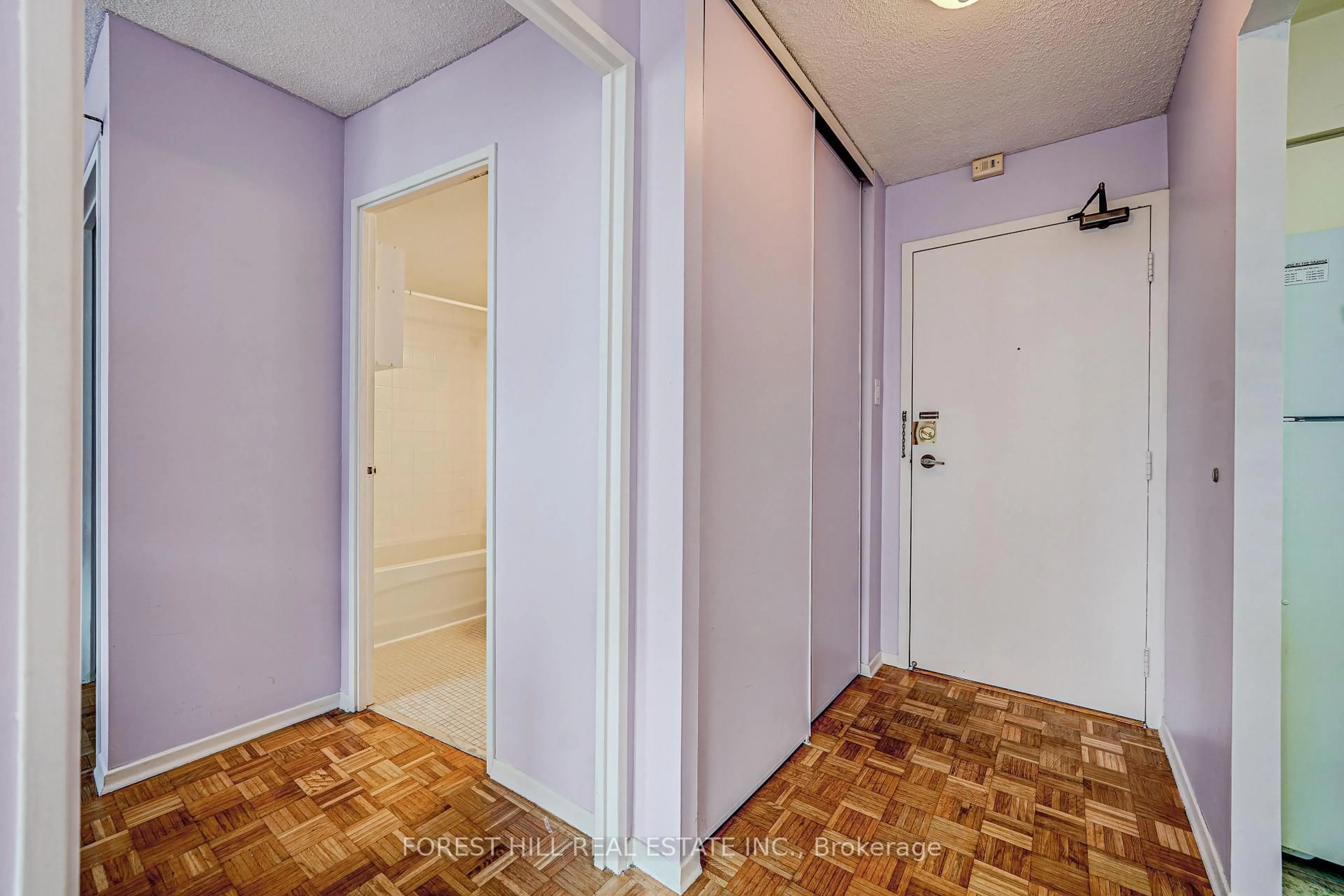 Unknown for 60 St. Patrick St #728, Toronto Ontario M5T 2X5