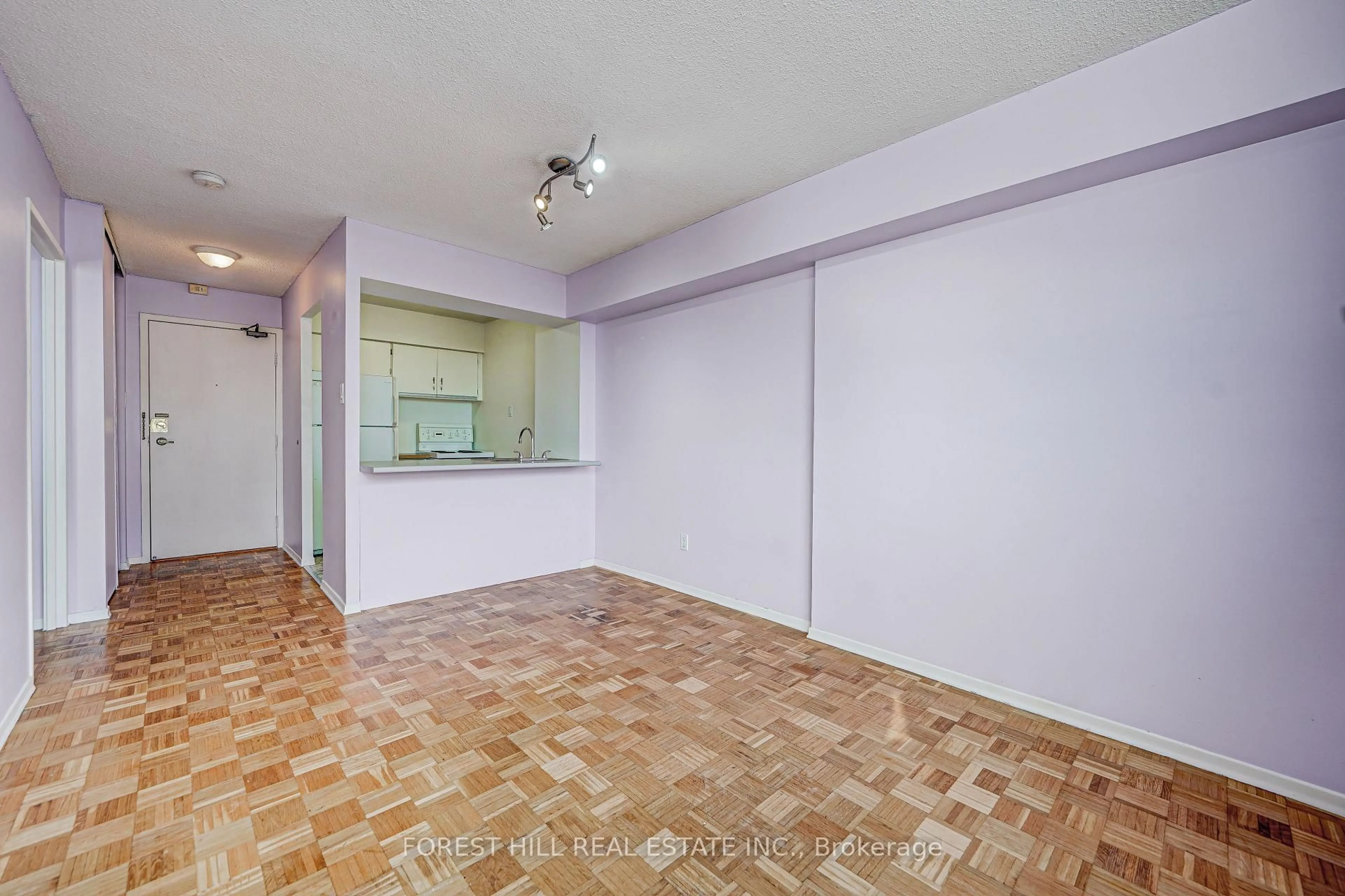 A pic of a room for 60 St. Patrick St #728, Toronto Ontario M5T 2X5