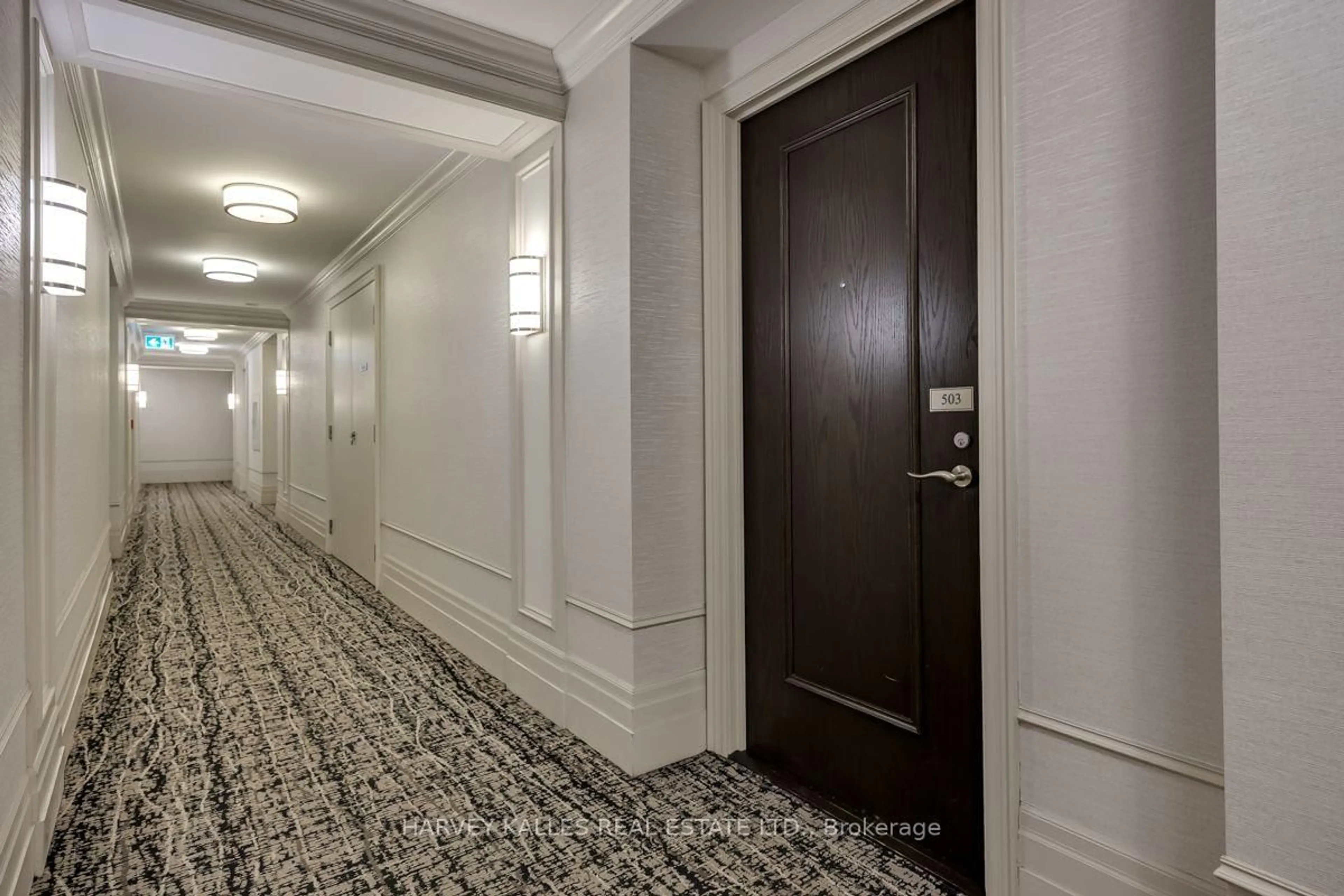 Indoor foyer for 205 The Donway #503, Toronto Ontario M3B 3S5