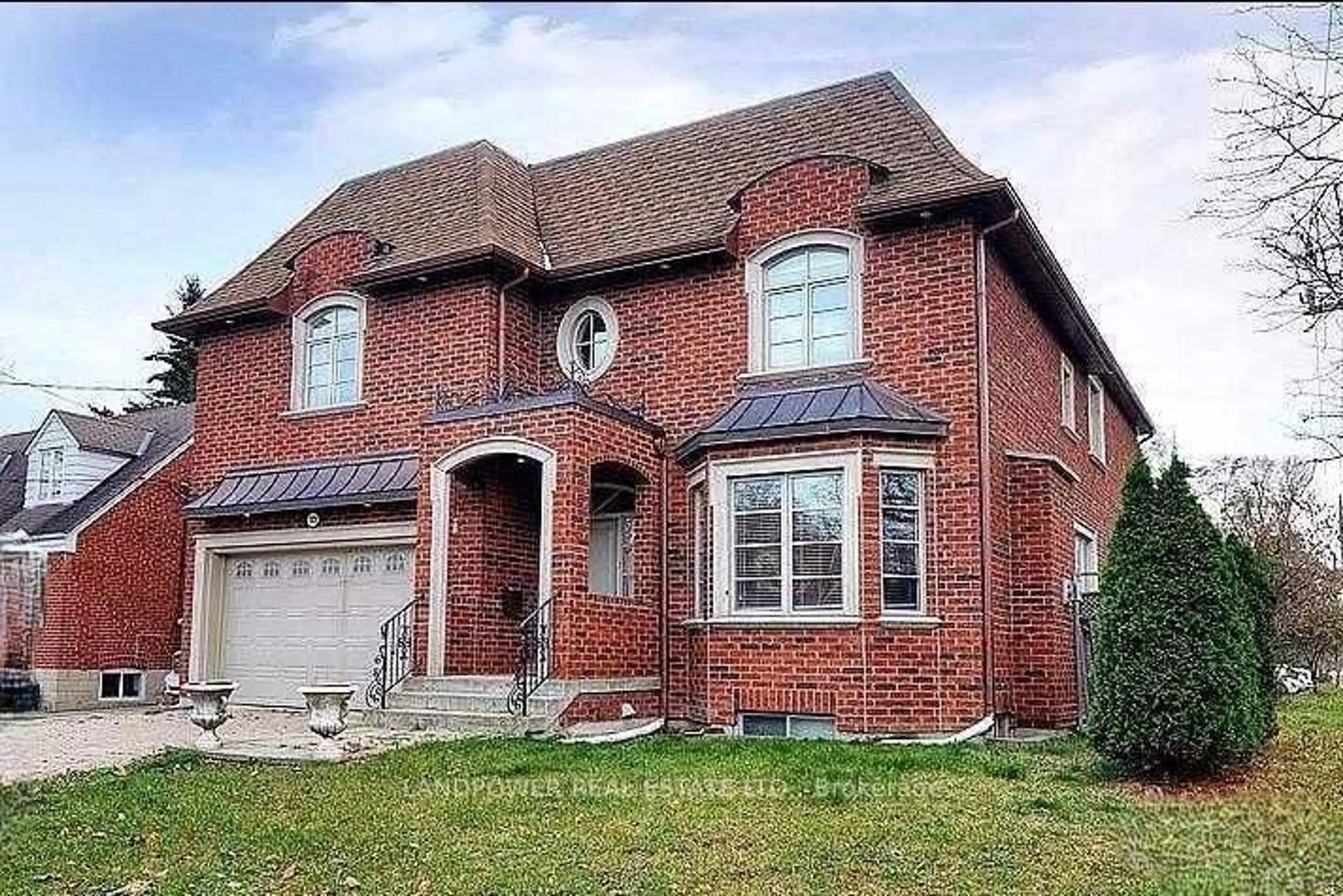 Unknown for 33 Bevdale Rd, Toronto Ontario M2N 2G4