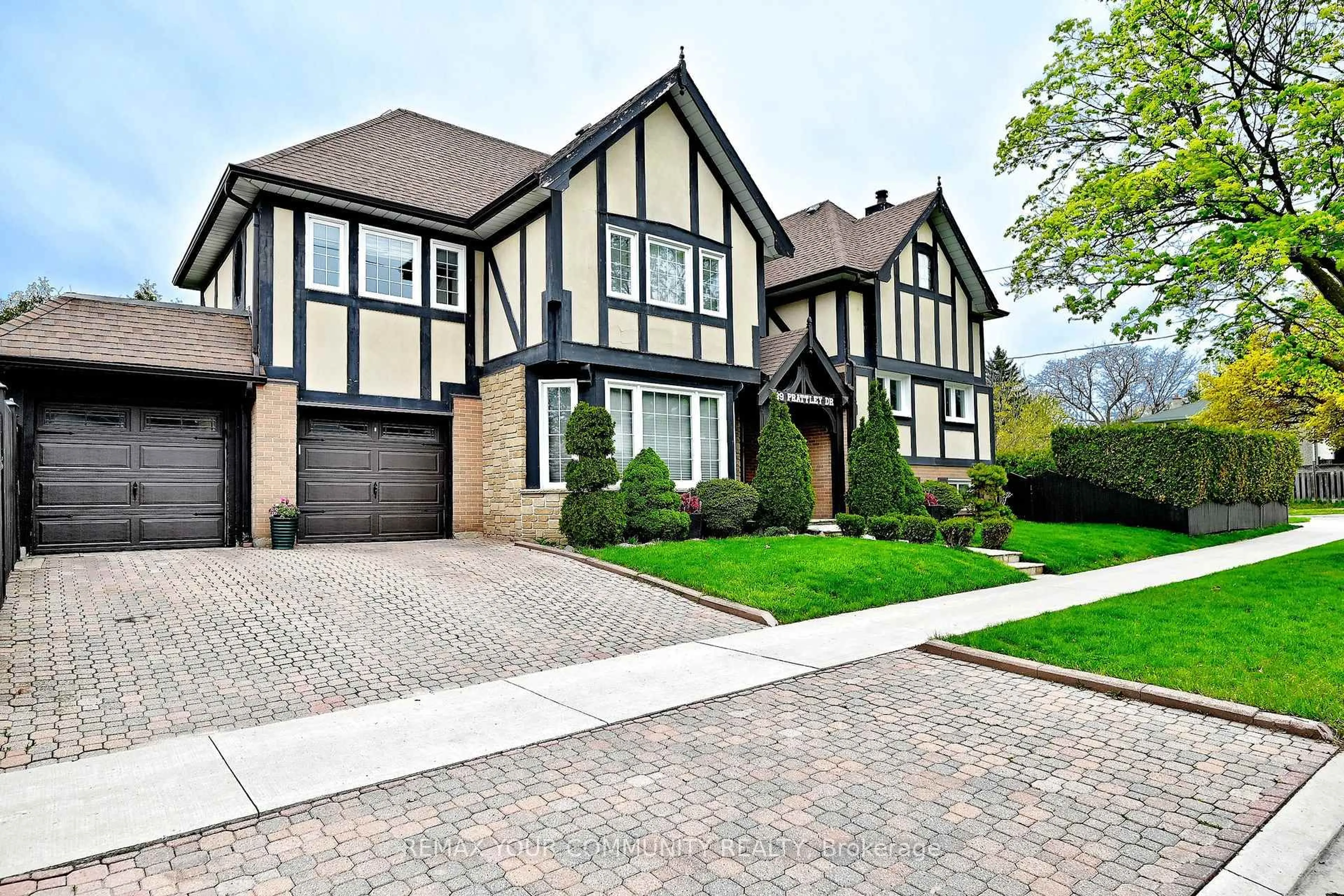 Home with brick exterior material, street for 39 Prattley Dr, Toronto Ontario M2J 2K1