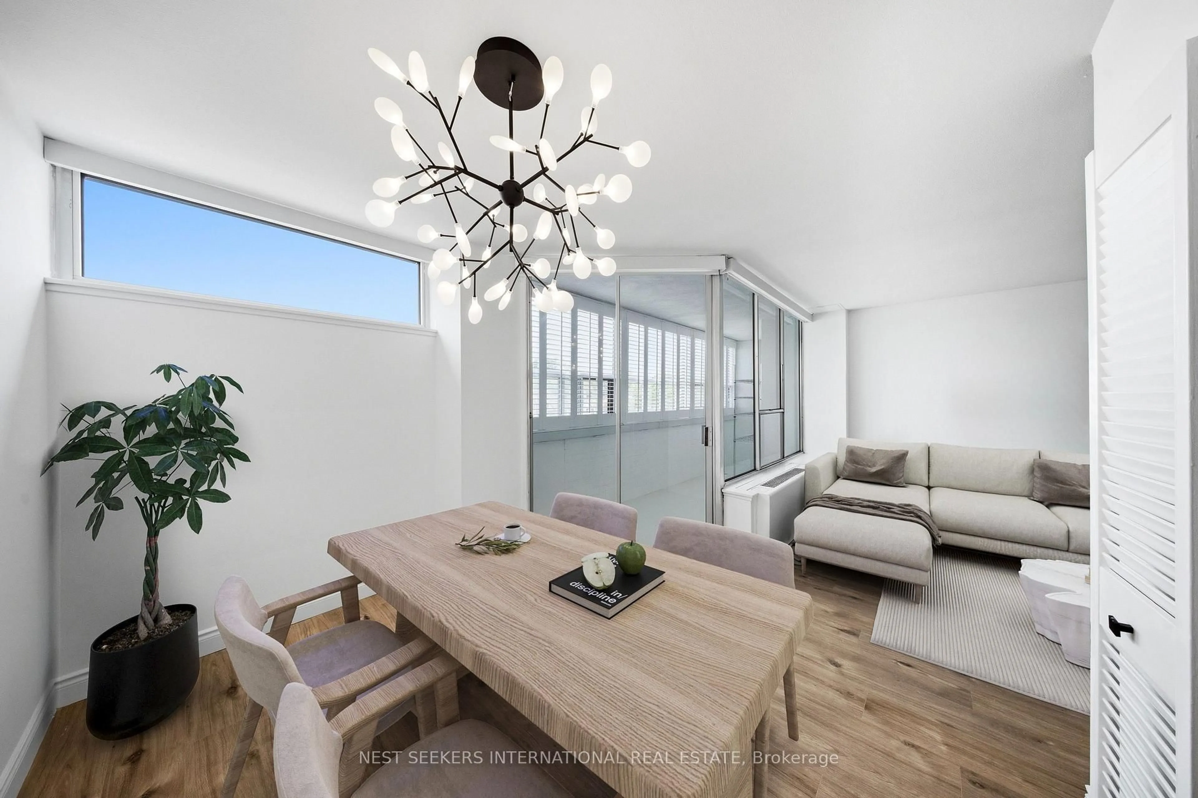 Dining room, wood/laminate floor for 60 Montclair Ave #603, Toronto Ontario M5P 1P7