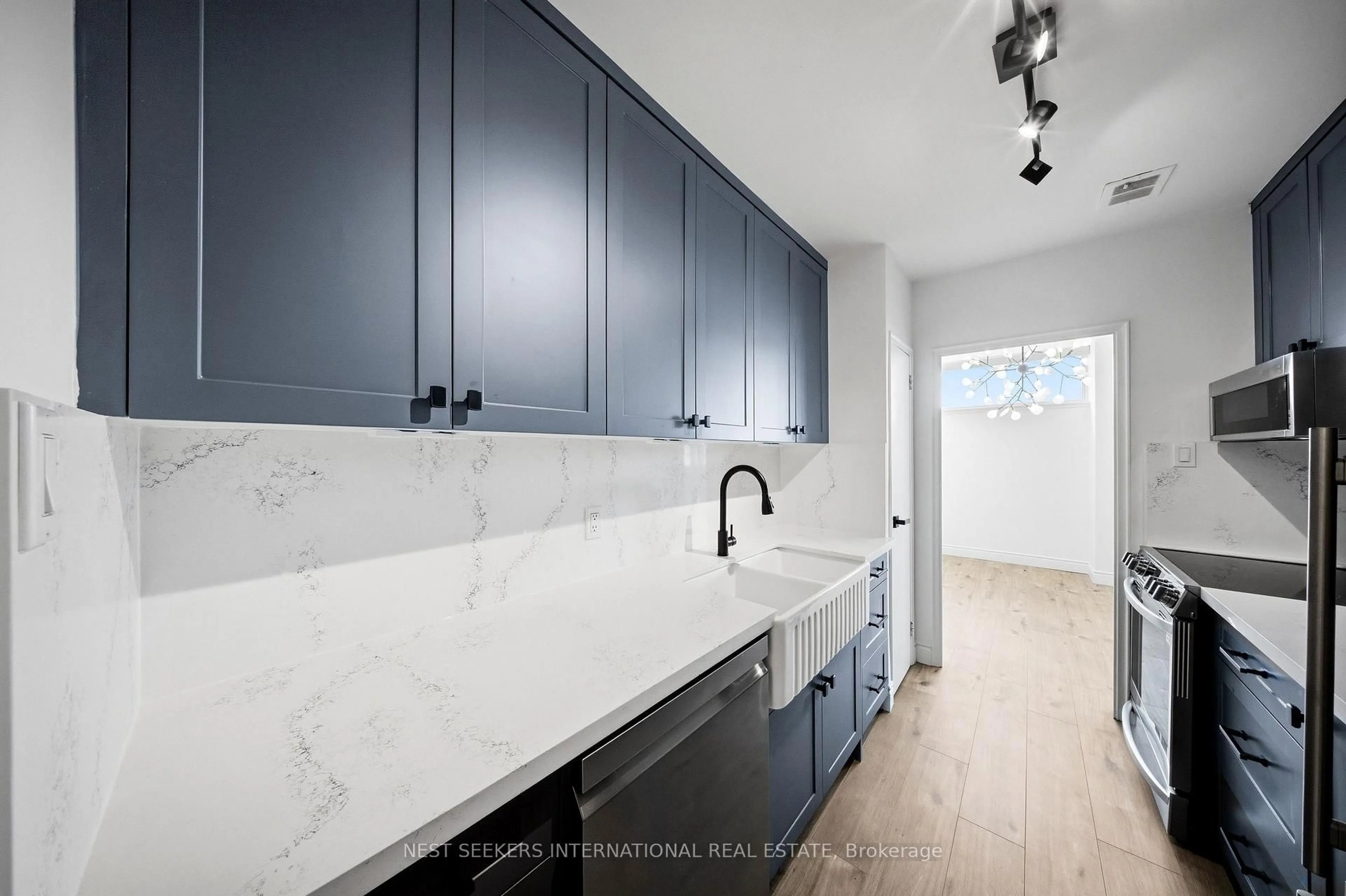 Unknown for 60 Montclair Ave #603, Toronto Ontario M5P 1P7
