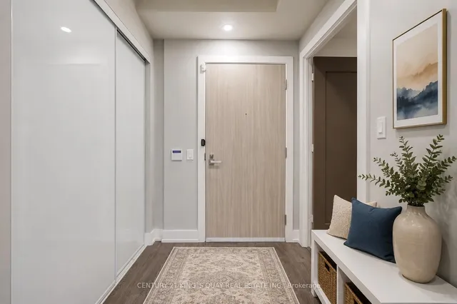 80 Vanauley St #1106, Toronto 5