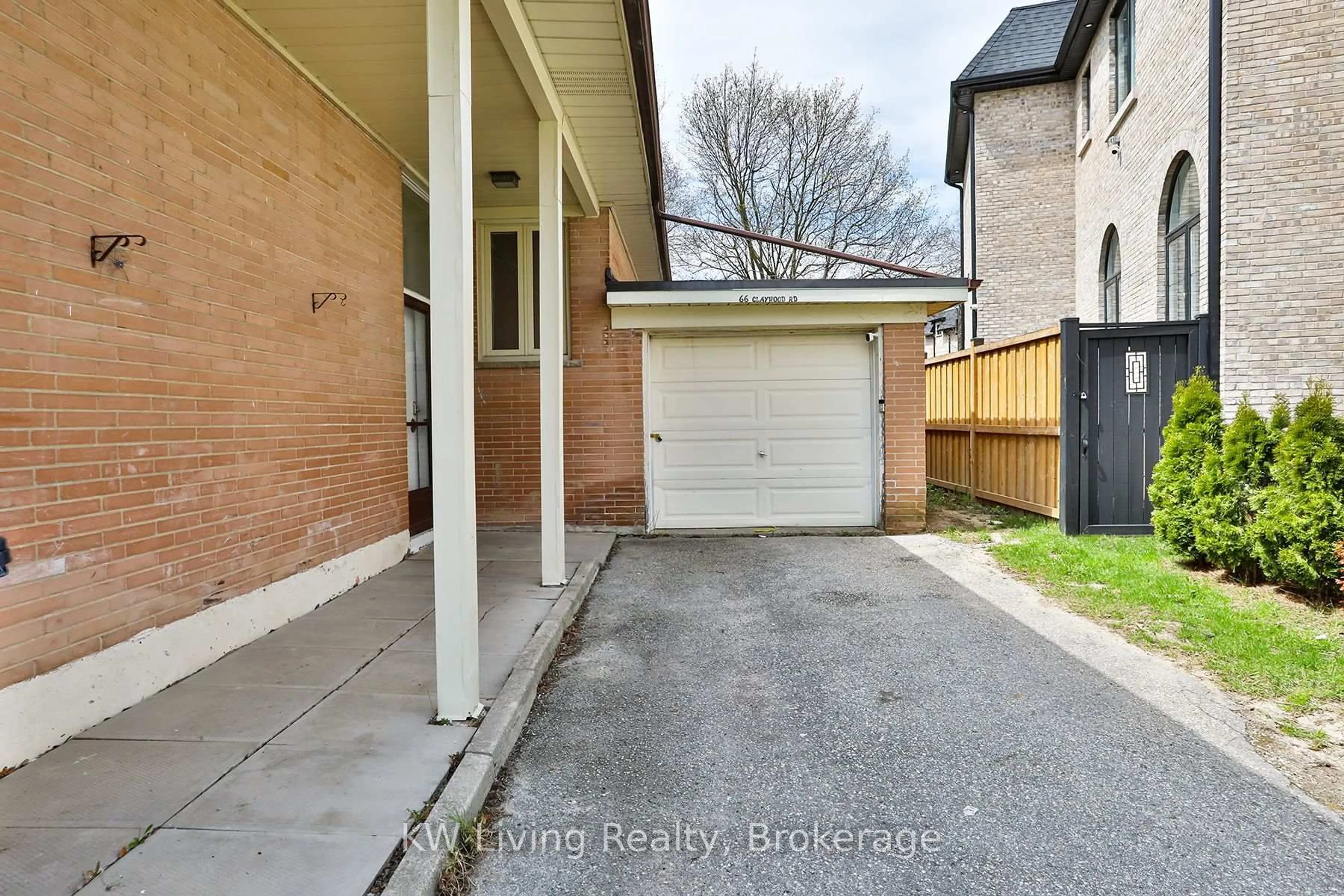 Unknown for 66 Claywood Rd, Toronto Ontario M2N 2R2
