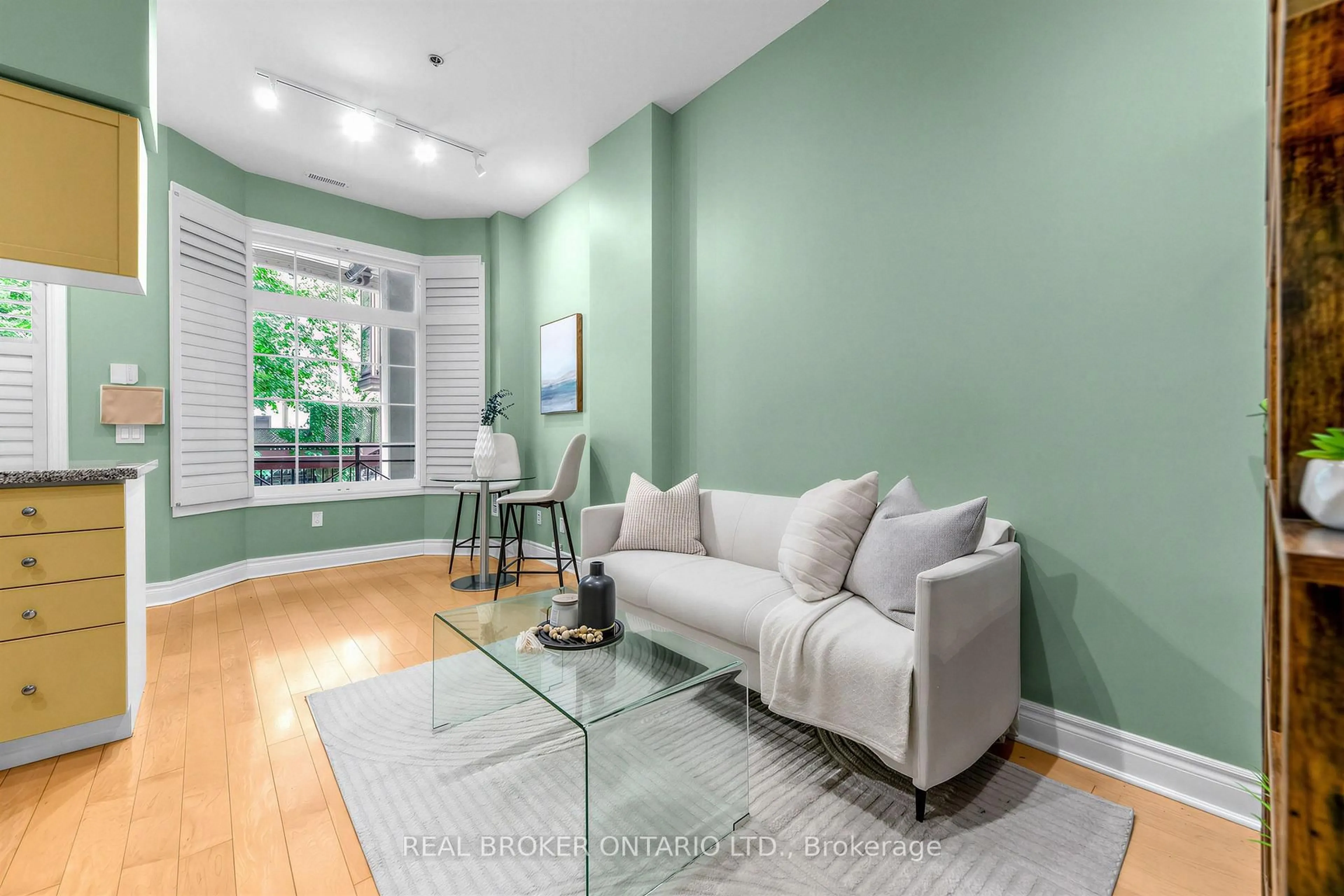 Living room with furniture, unknown for 71 Mccaul St #141, Toronto Ontario M5T 2X1