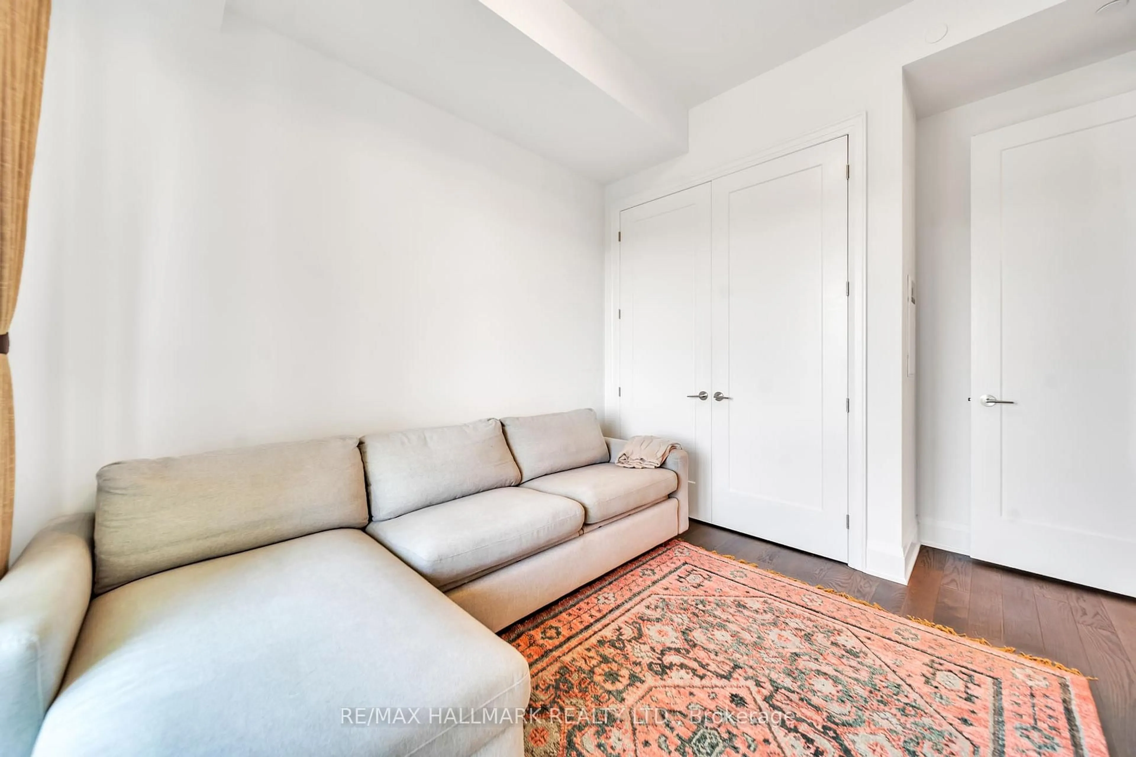Living room with furniture, unknown for 280 Howland Ave #GPH22, Toronto Ontario M5R 0C3