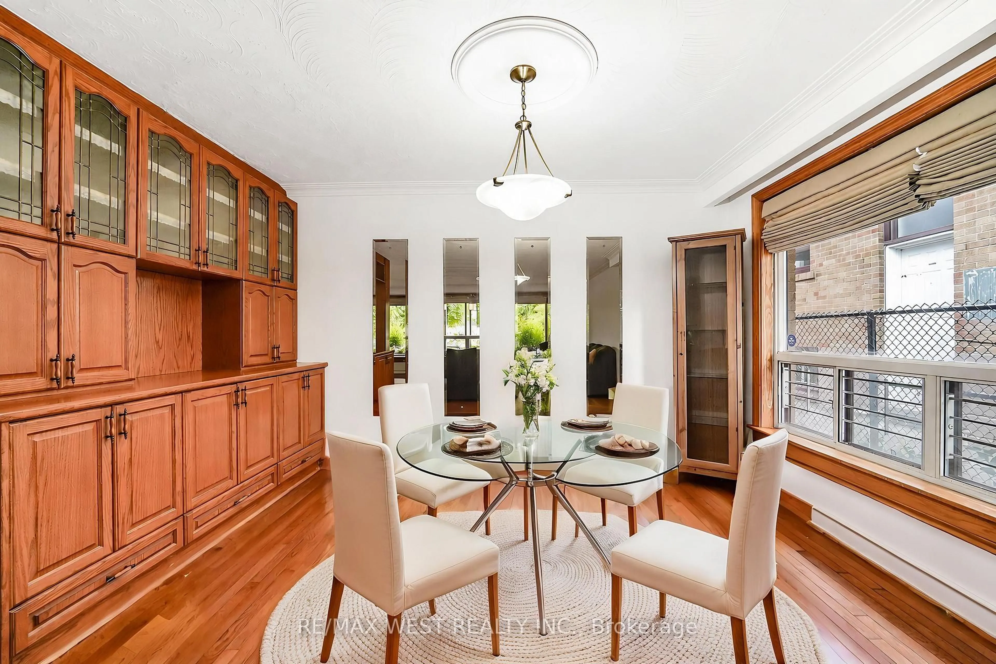 Dining room, unknown for 14 Model Ave, Toronto Ontario M3H 1W1