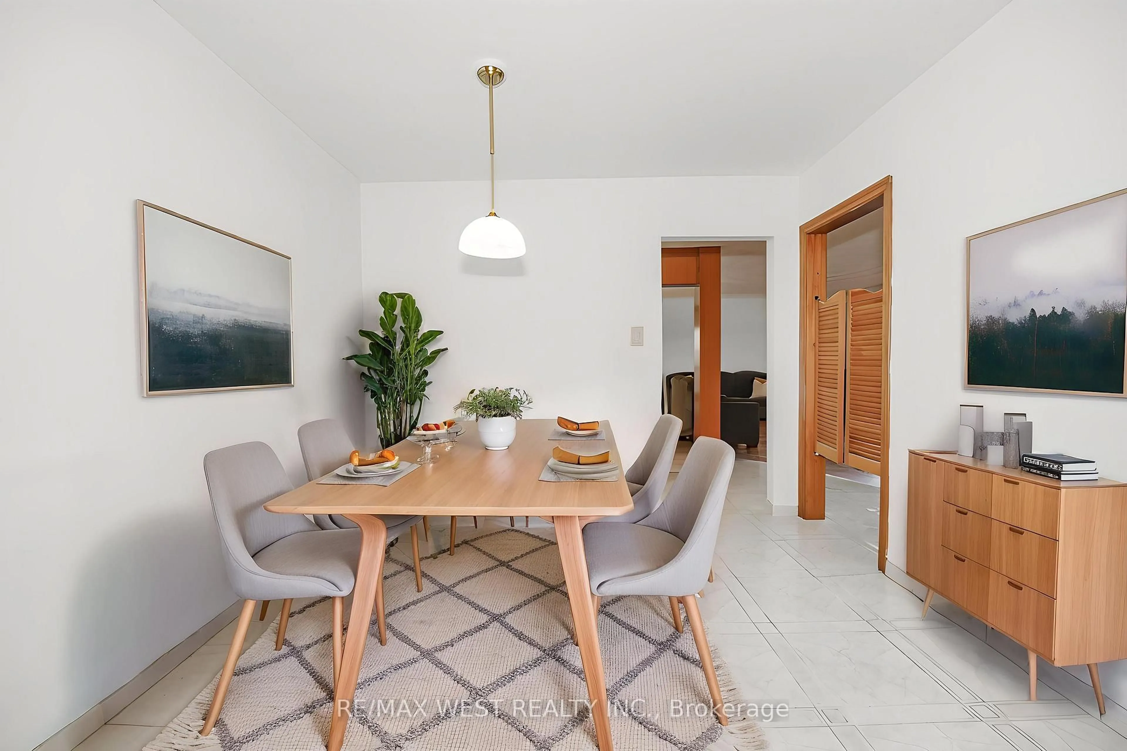 Dining room, unknown for 14 Model Ave, Toronto Ontario M3H 1W1