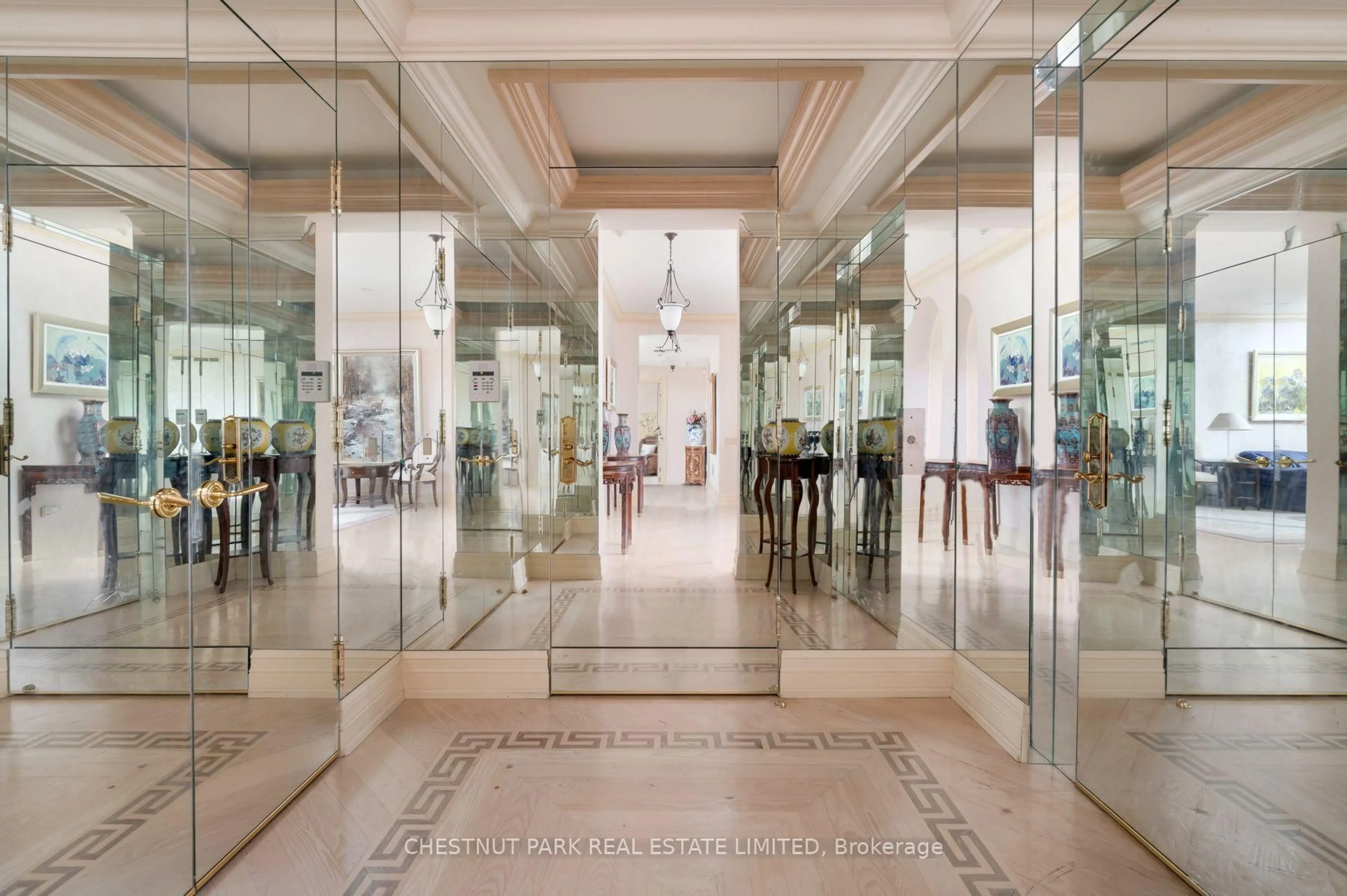 Lobby for 1 Chedington Pl #9B, Toronto Ontario M4N 3R4