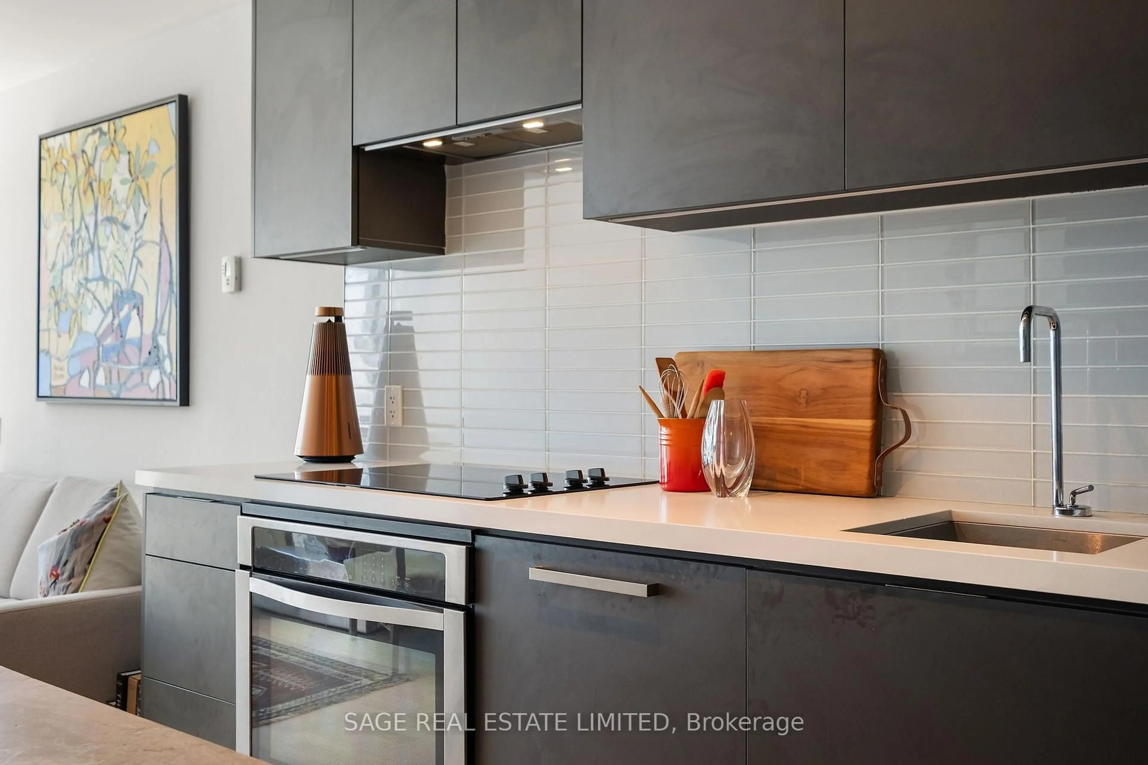 Contemporary kitchen, unknown for 60 Colborne St #706, Toronto Ontario M5E 0B7