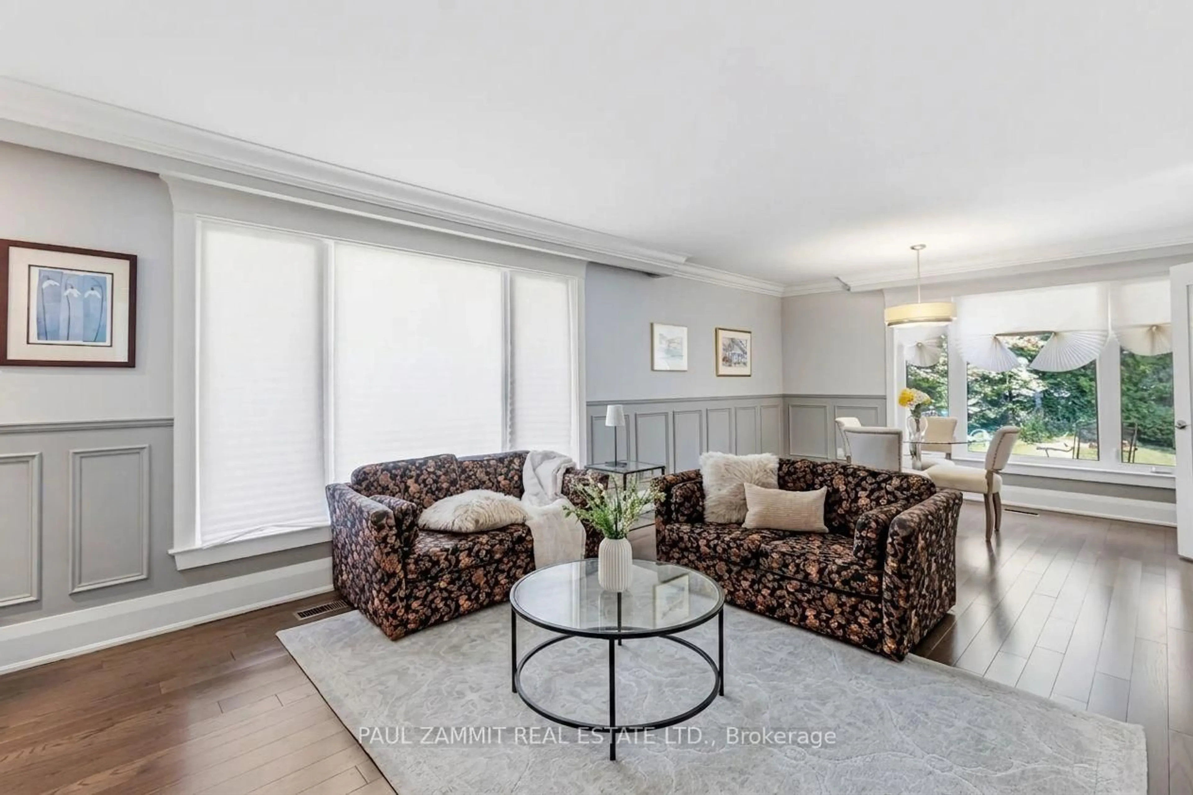 Living room with furniture, unknown for 29 Heathview Ave, Toronto Ontario M2K 2C2