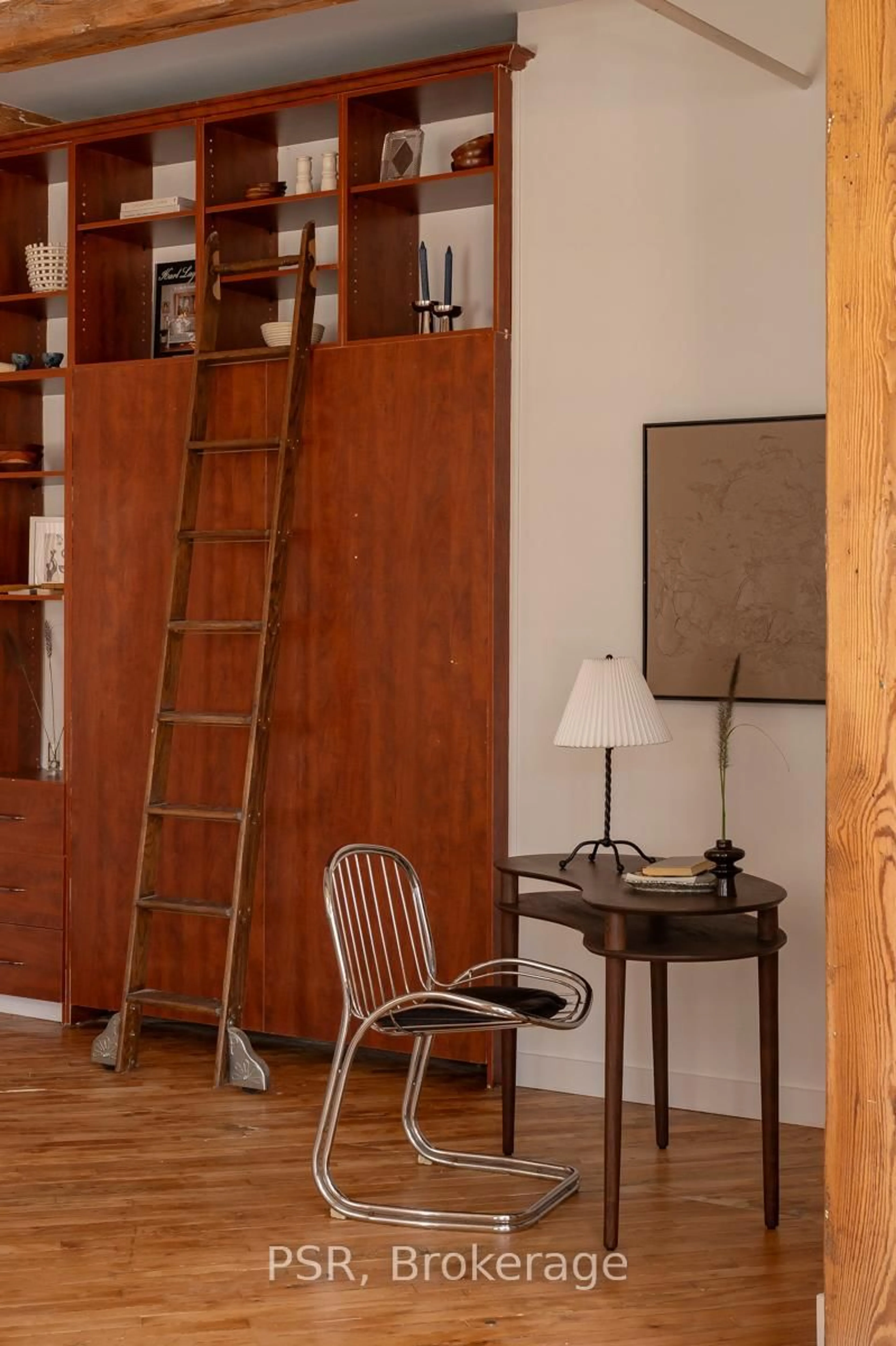 A pic of a room for 90 Sherbourne St #407, Toronto Ontario M5A 2R1