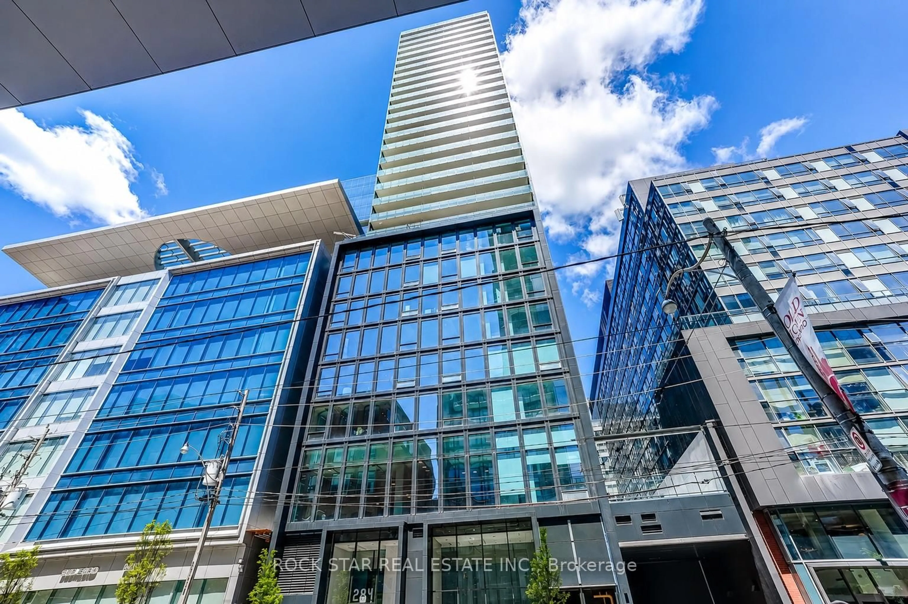 Unknown for 284 King St #2802, Toronto Ontario M5A 1K4
