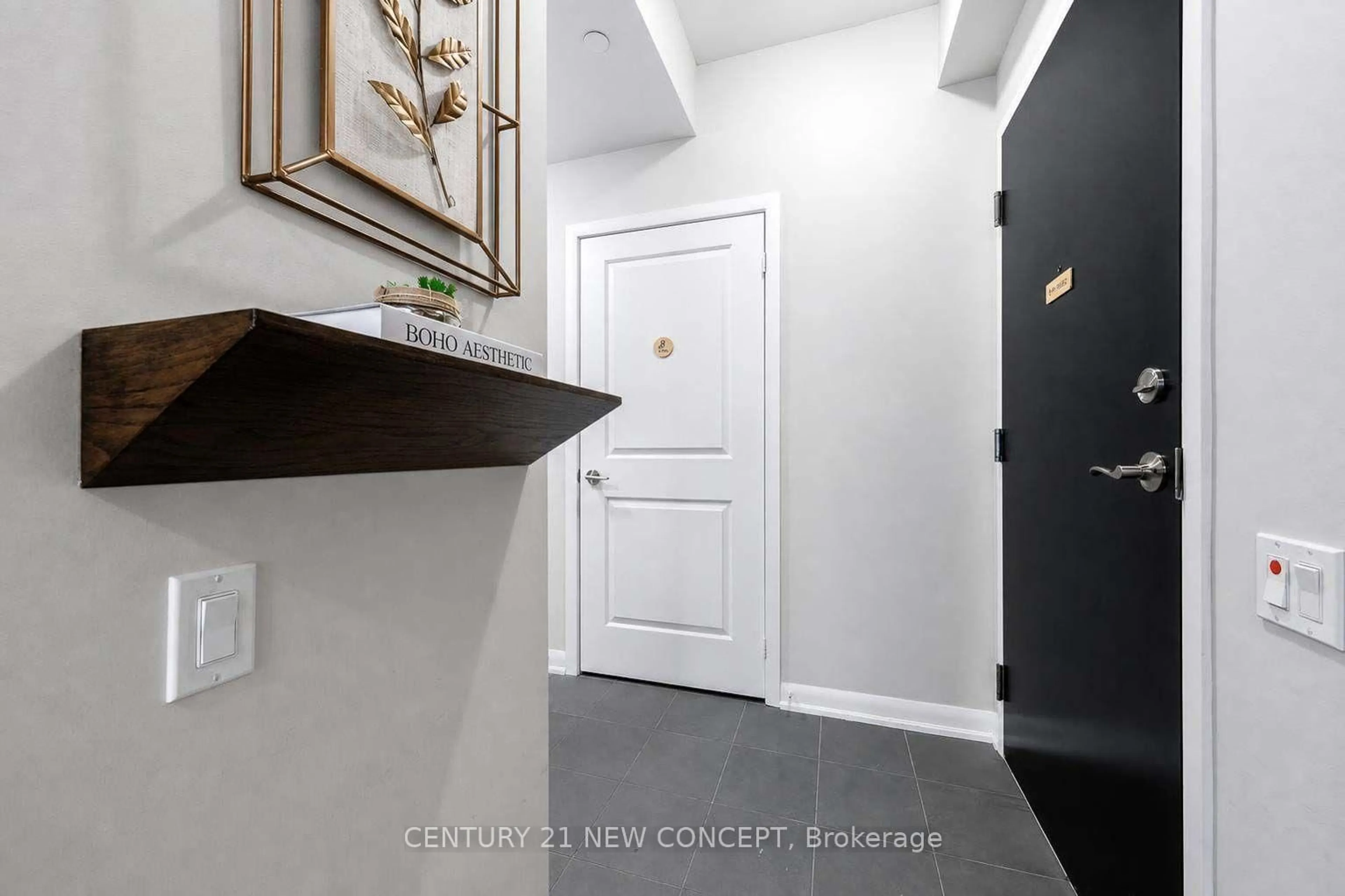 Indoor entryway for 5162 Yonge St #3615, Toronto Ontario M2N 0G1