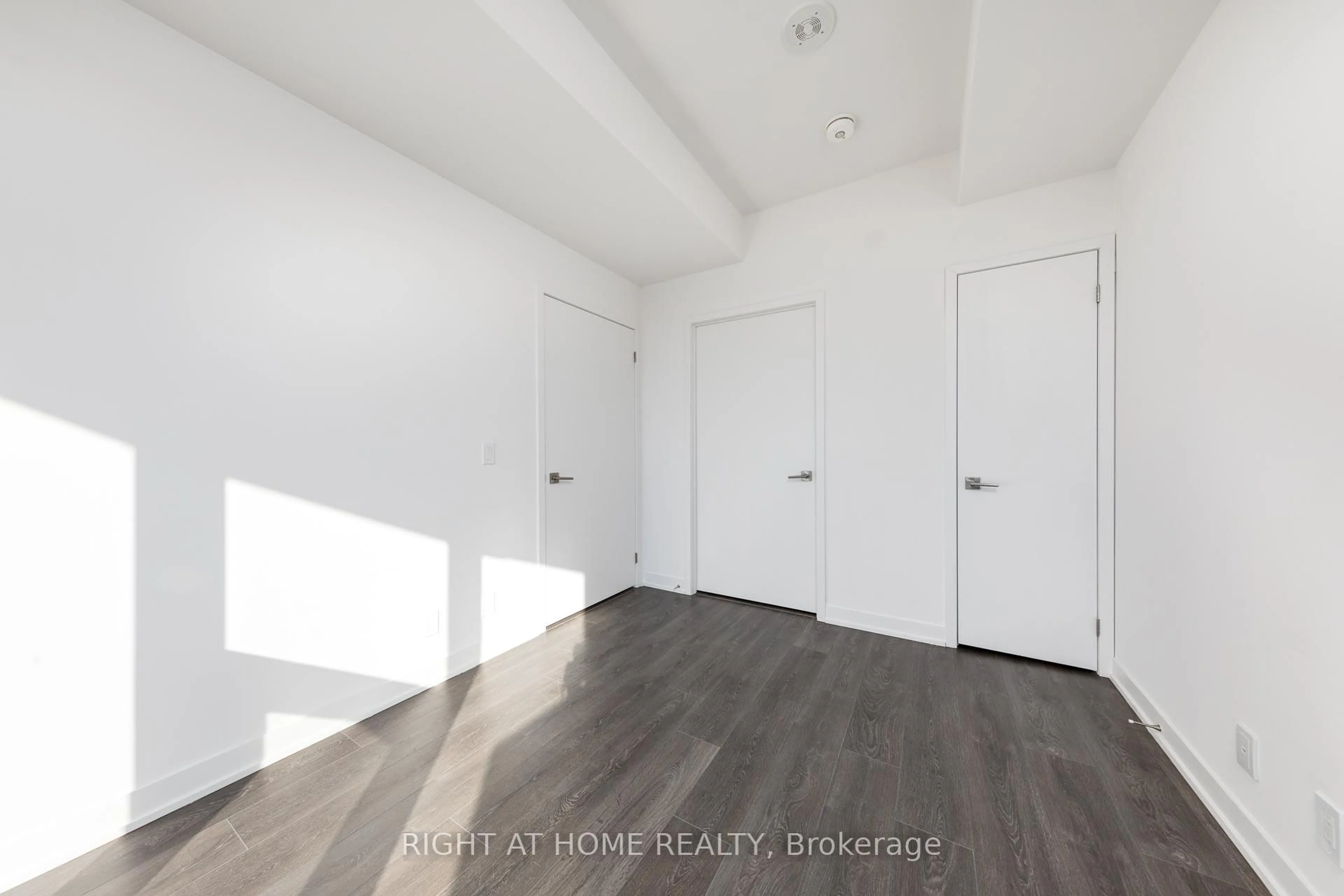 A pic of a room for 15 Holmes Ave #2503, Toronto Ontario M2N 0L4
