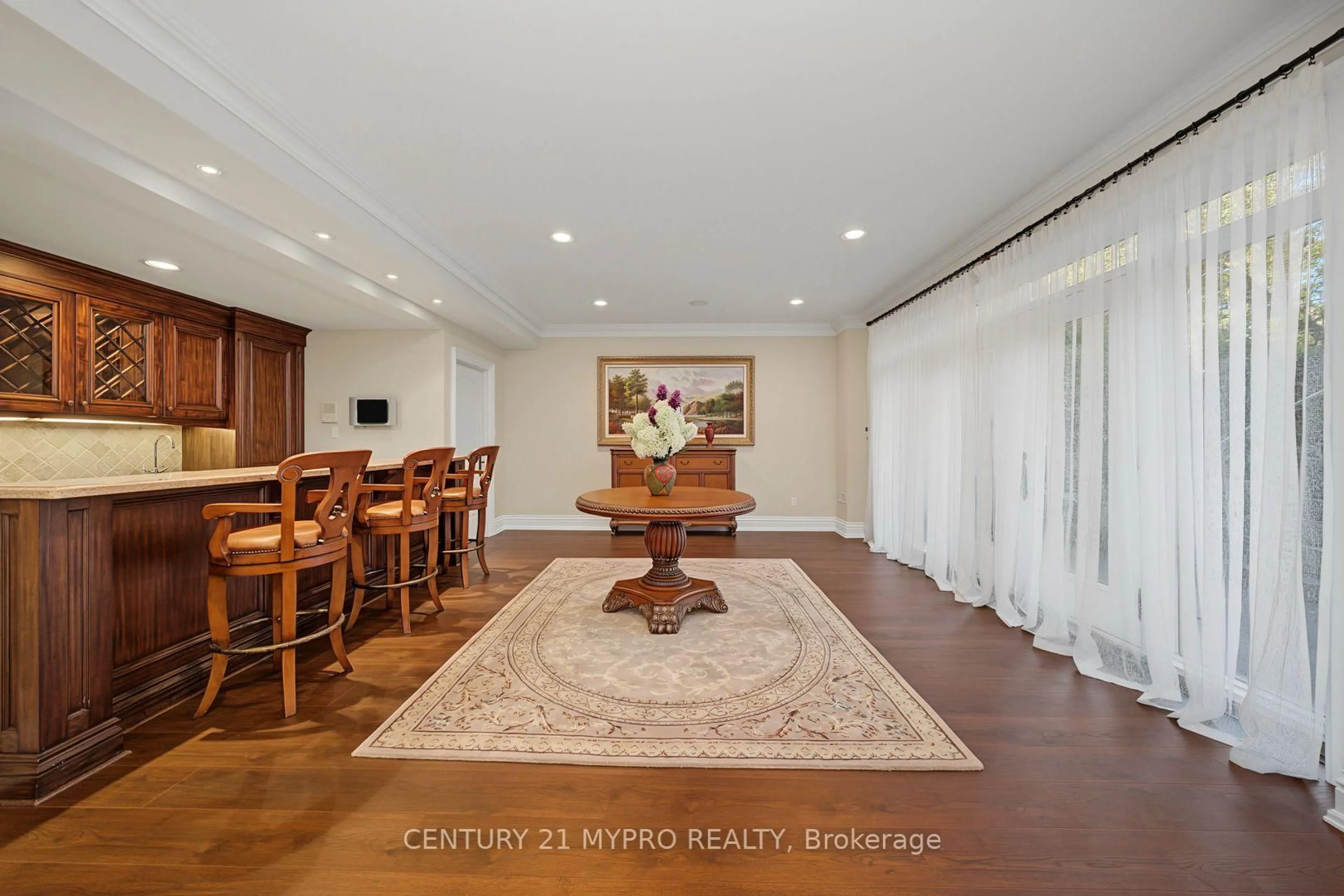 Unknown for 5 Saintfield Ave, Toronto Ontario M3C 2M4