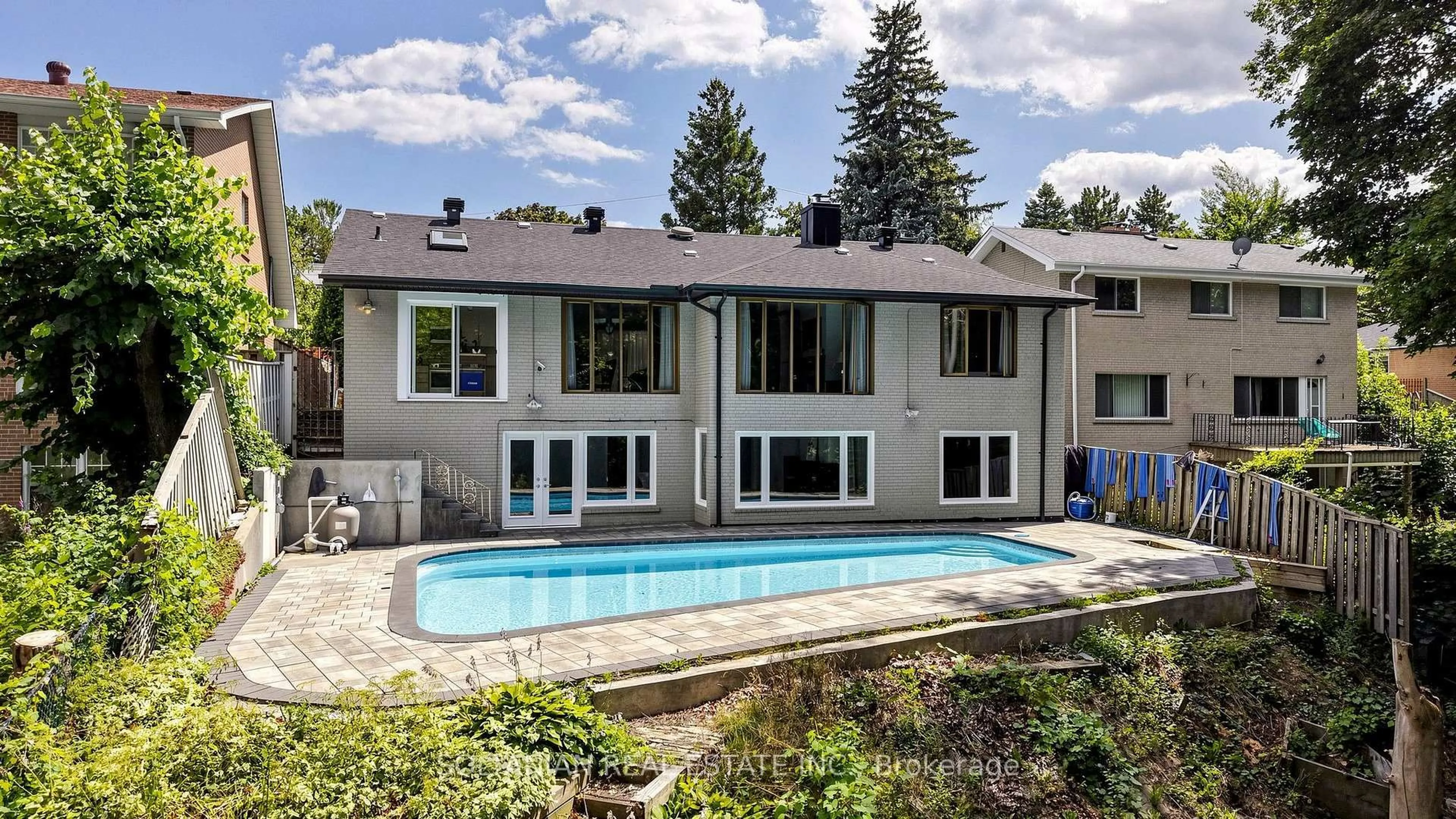Pool for 57 Sumner Heights Dr, Toronto Ontario M2K 1Y5