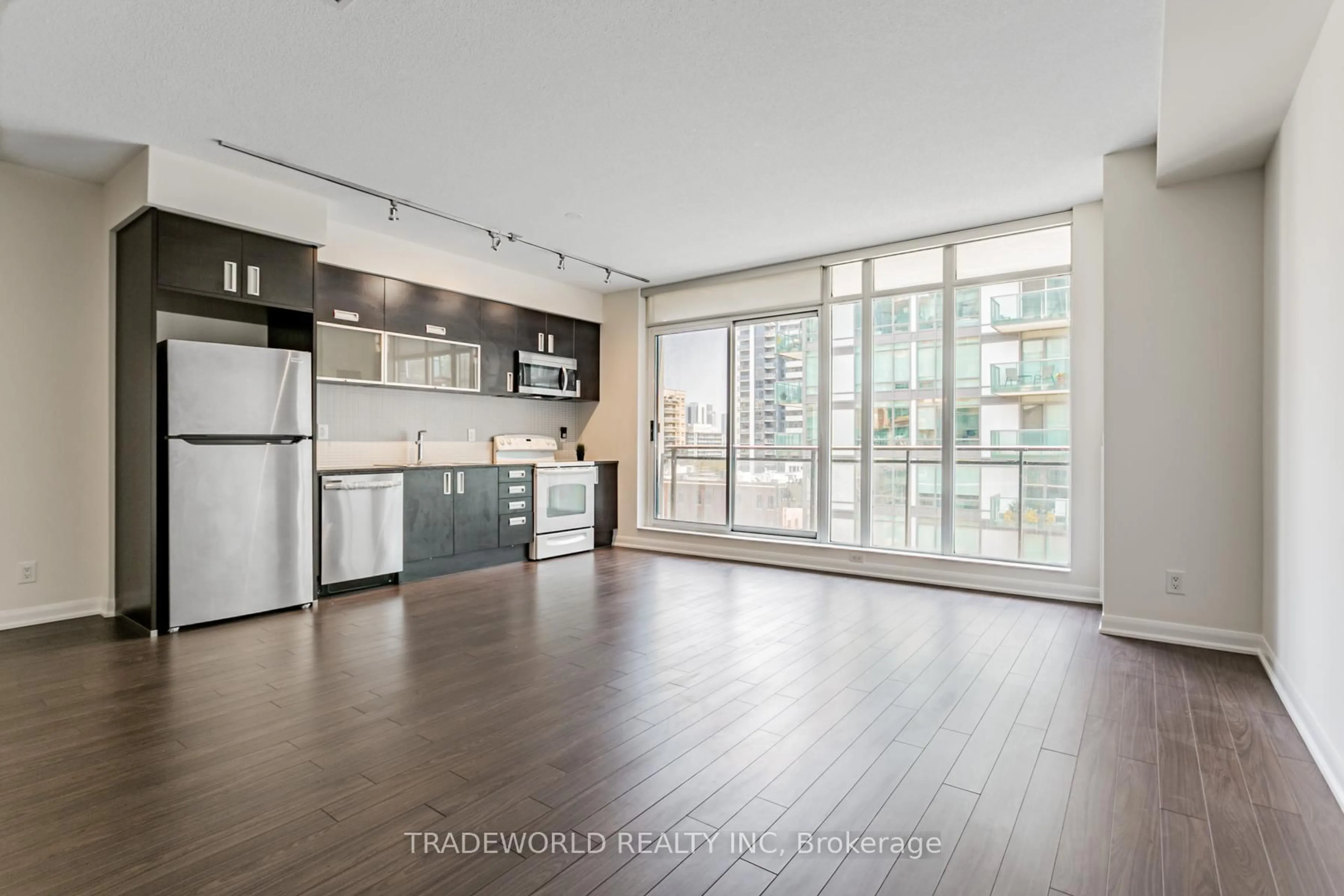 Open concept kitchen, unknown for 205 Frederick St #909, Toronto Ontario M5A 4V3