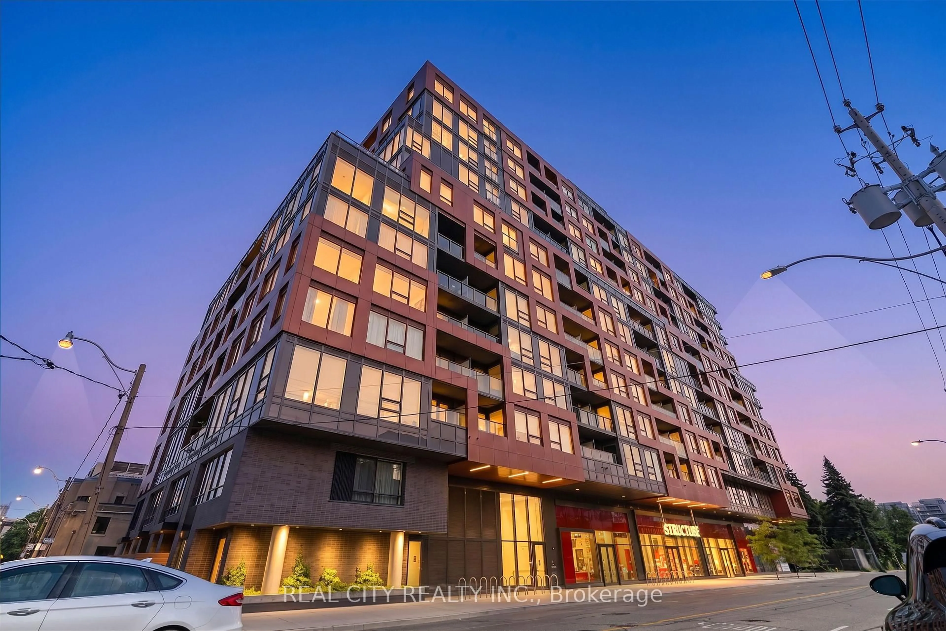 Indoor foyer for 28 Eastern Ave #TH114, Toronto Ontario M5A 1H5