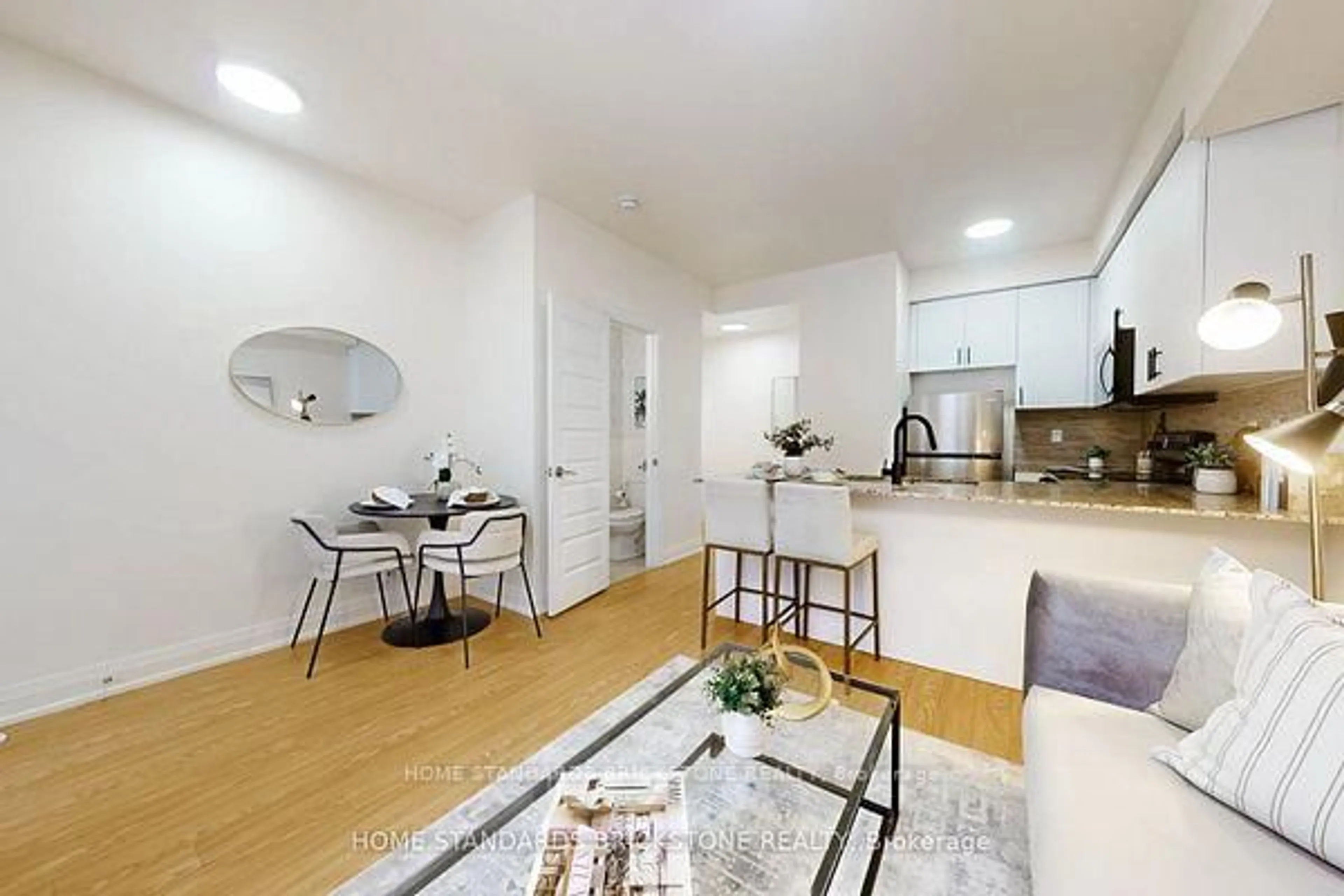 A pic of a room for 19 Eldora Ave #53, Toronto Ontario M2M 0B5