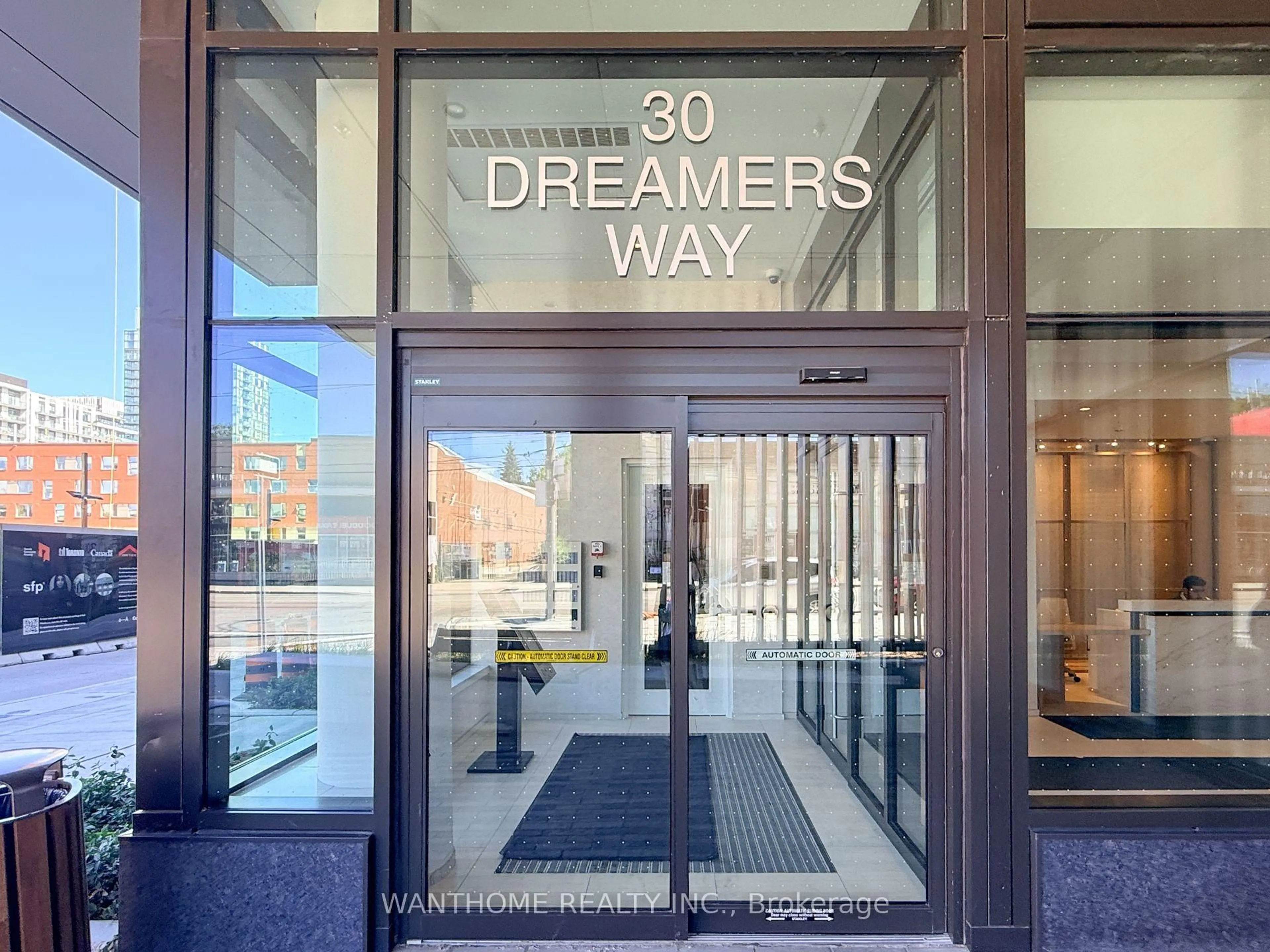 Unknown for 30 Dreamers Way St #1018, Toronto Ontario M5A 0Y7