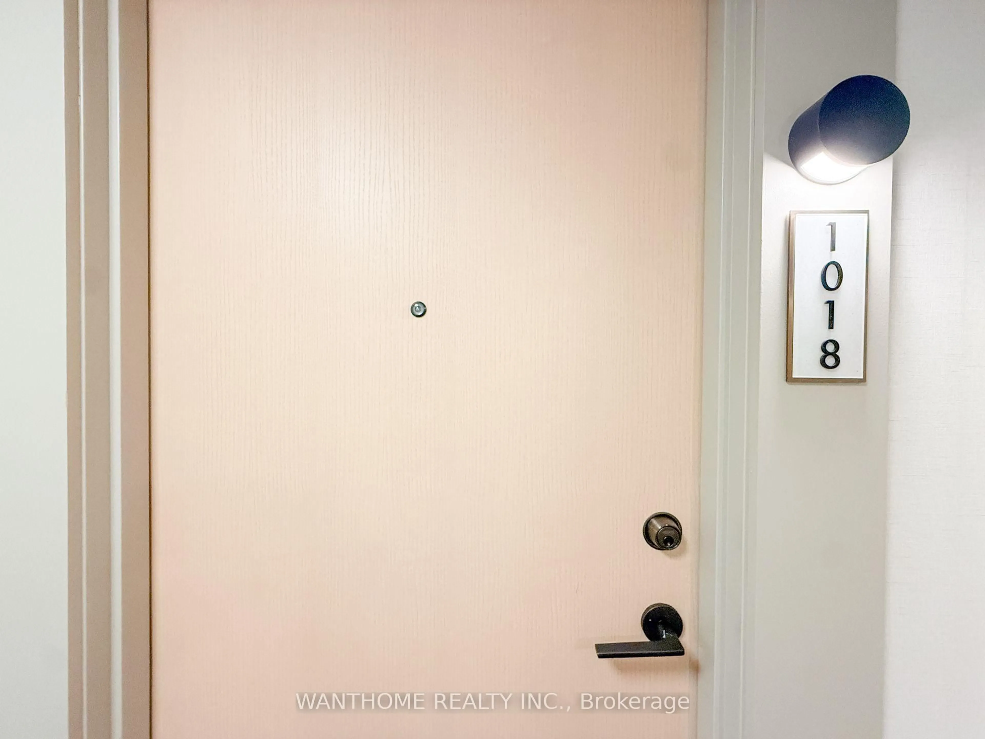 Indoor entryway for 30 Dreamers Way St #1018, Toronto Ontario M5A 0Y7