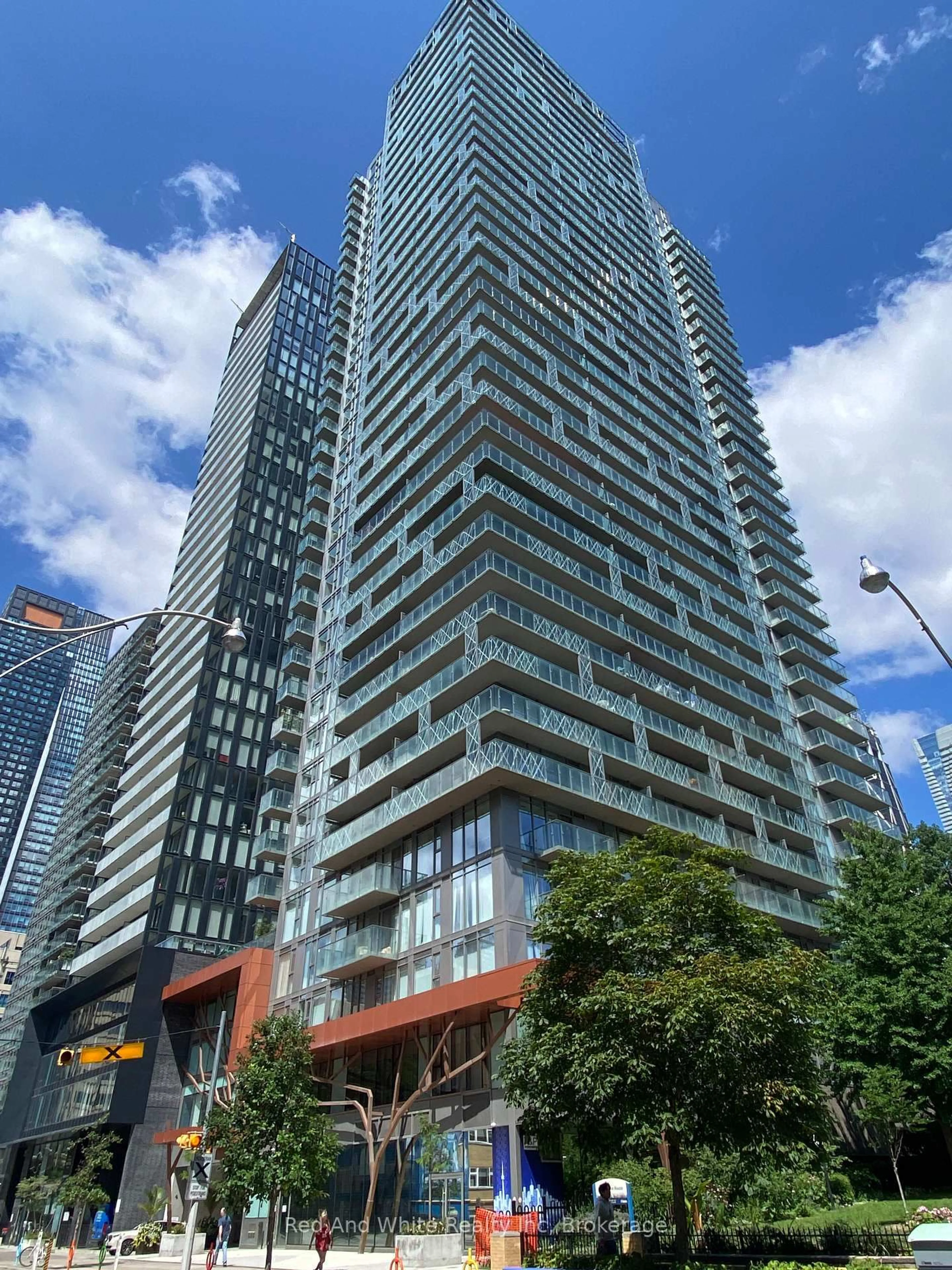 Unknown for 50 Wellesley St #3207, Toronto Ontario M4Y 0C8