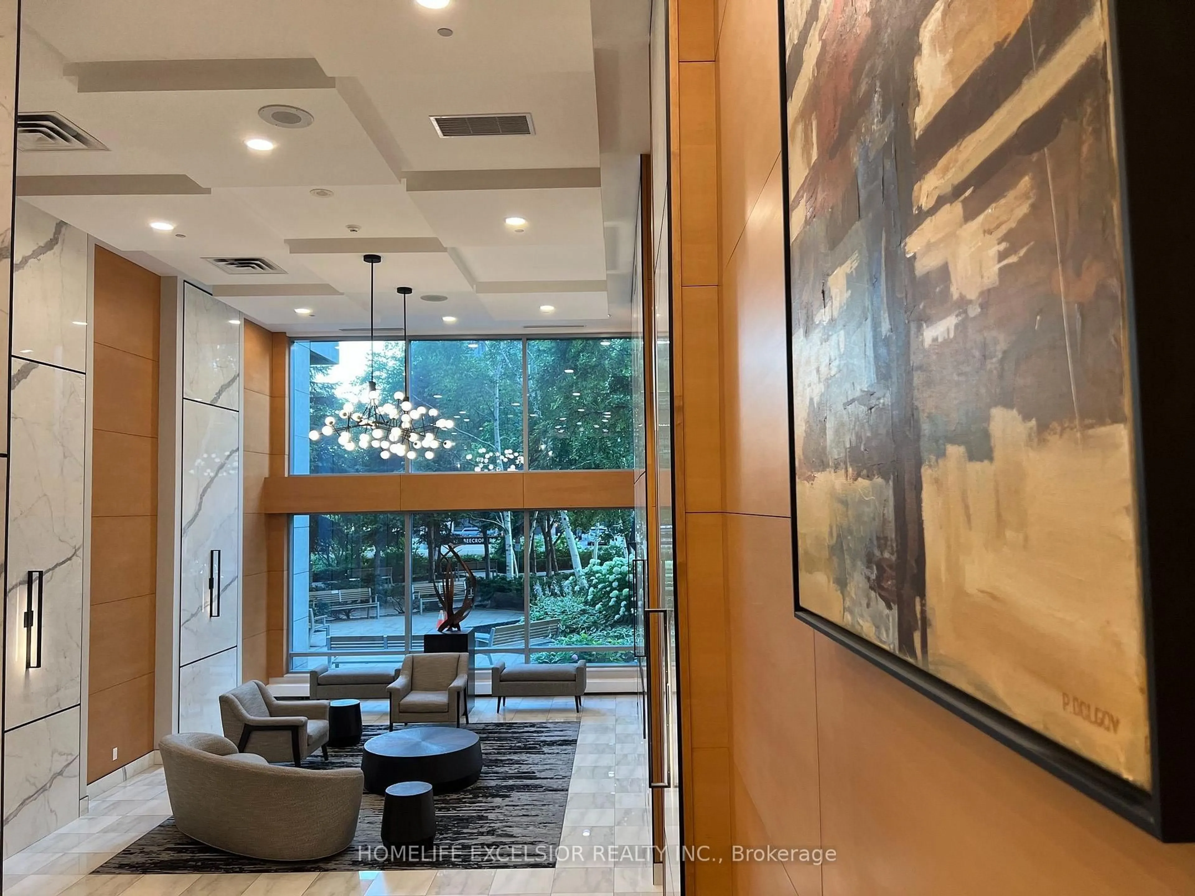 Lobby for 4968 Yonge St #1015, Toronto Ontario M2N 7G9