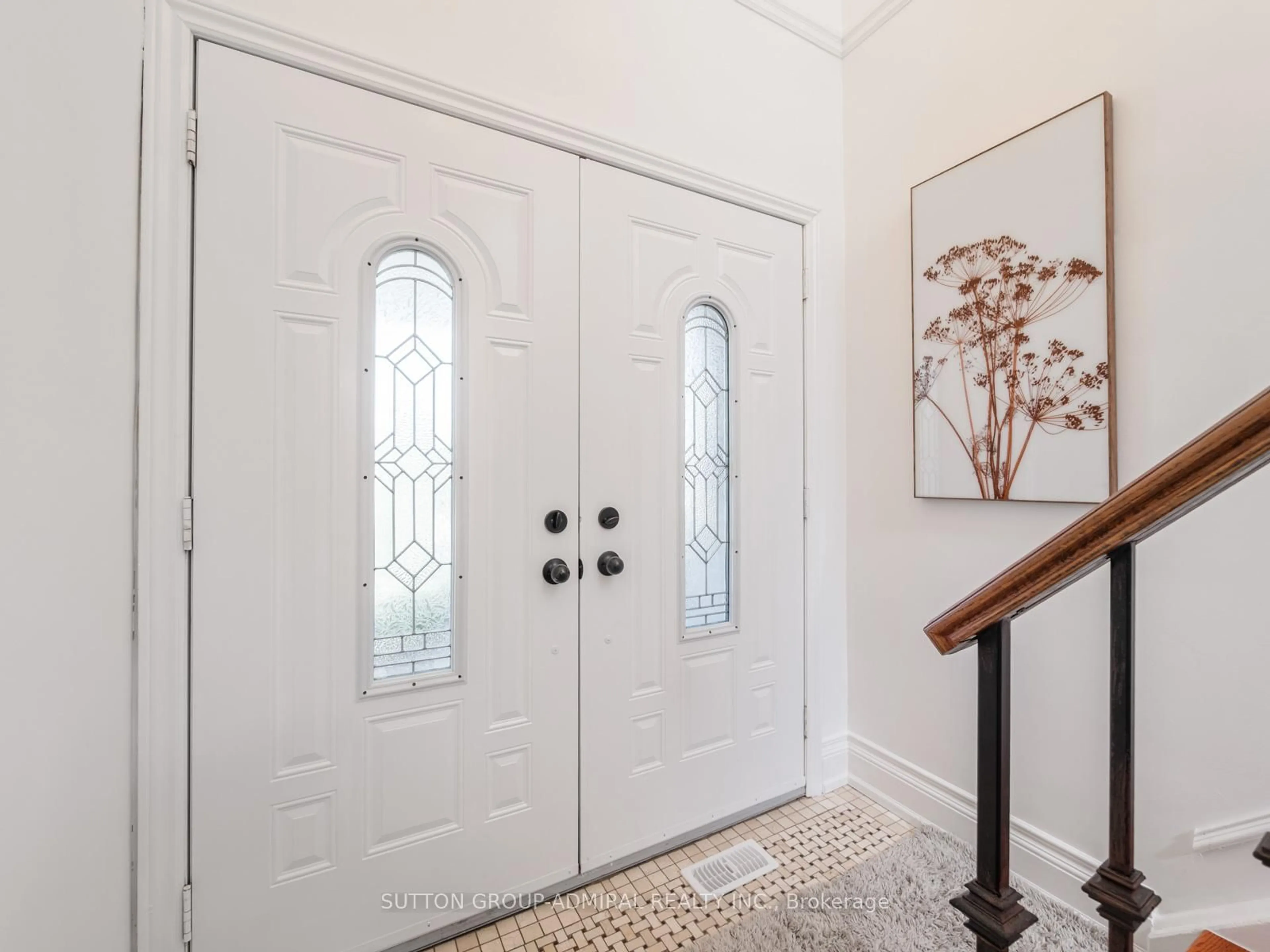 Indoor entryway for 21 Rialto Dr, Toronto Ontario M3A 2N7