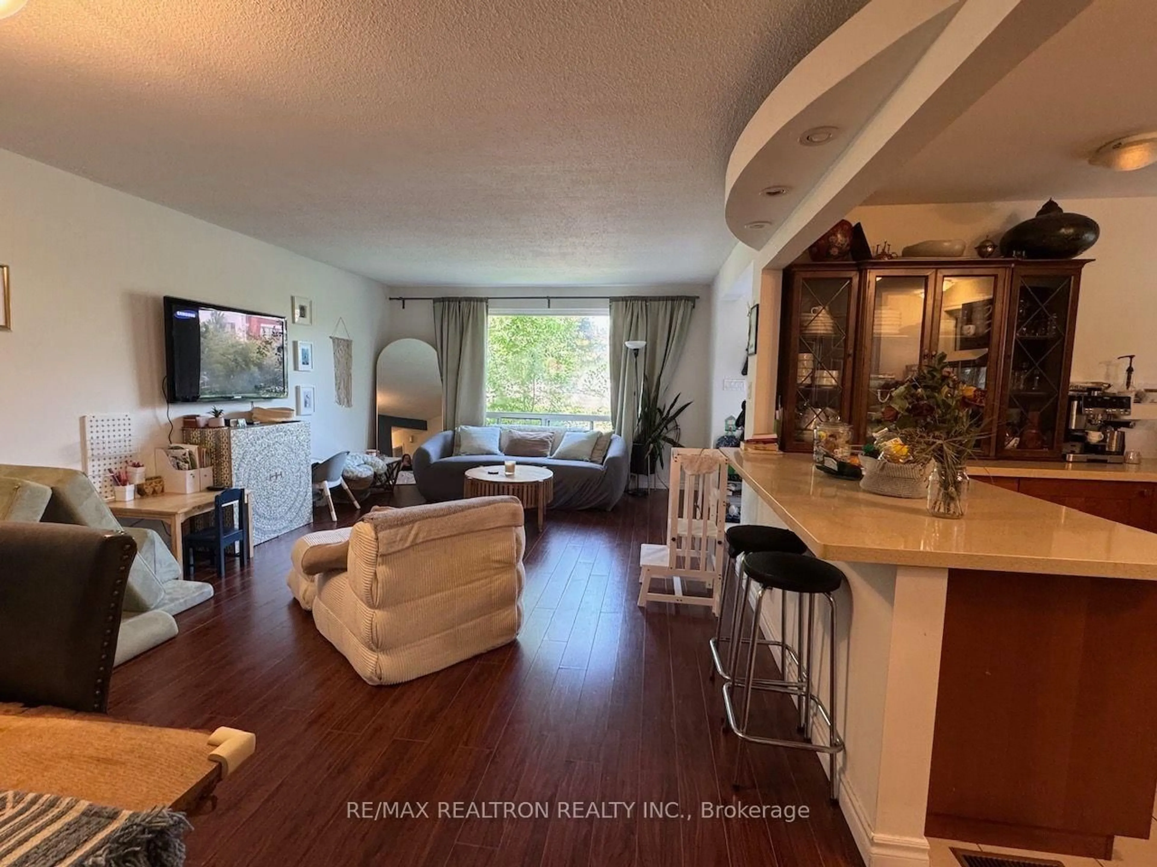 Unknown for 22 Rochelle Cres, Toronto Ontario M2J 1Y4