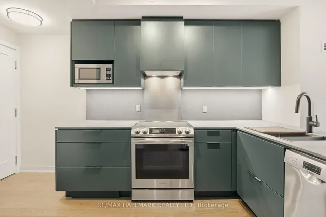 57 St Joseph St #1811, Toronto 5