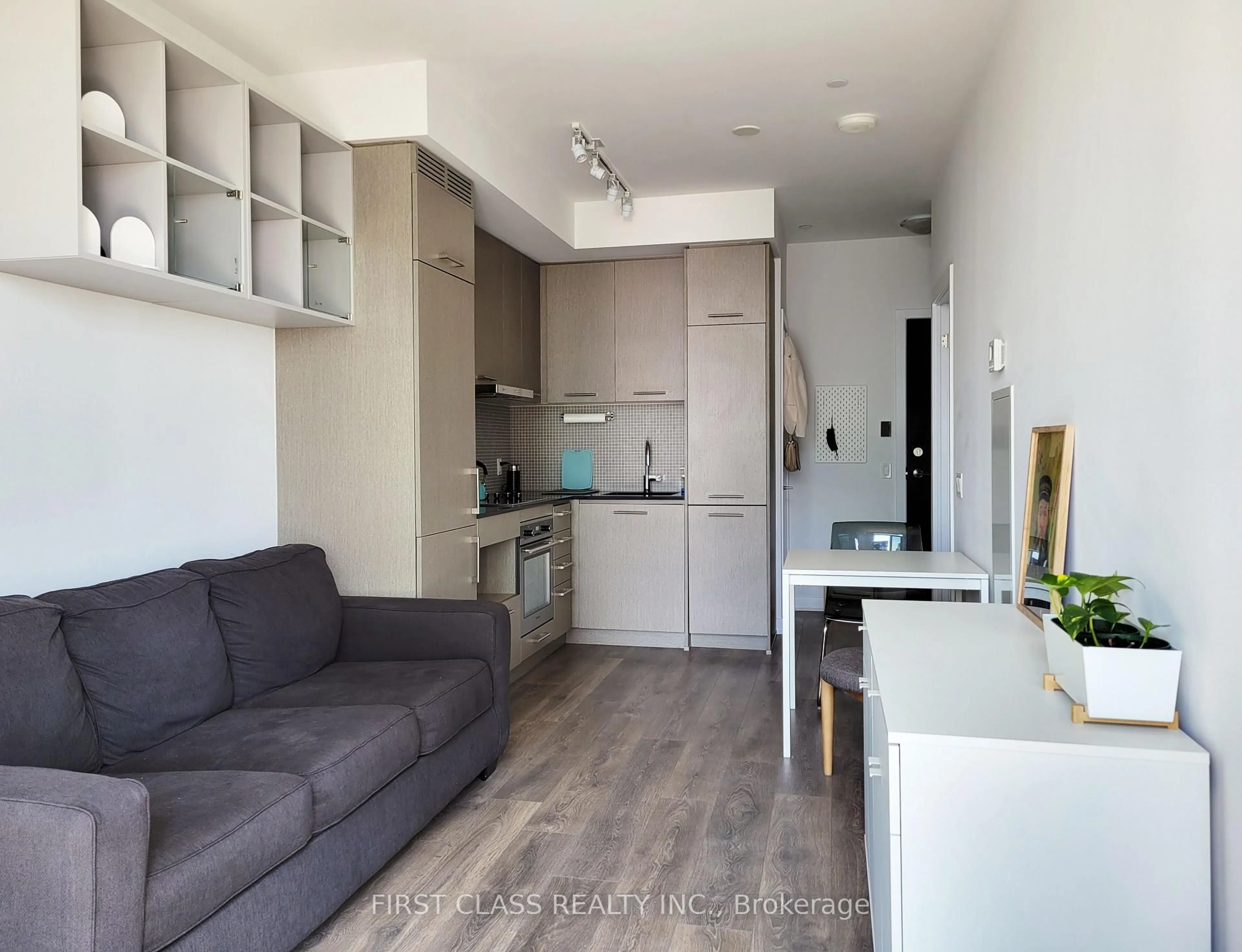 Open concept kitchen, unknown for 87 Peter St #3901, Toronto Ontario M5V 2G4